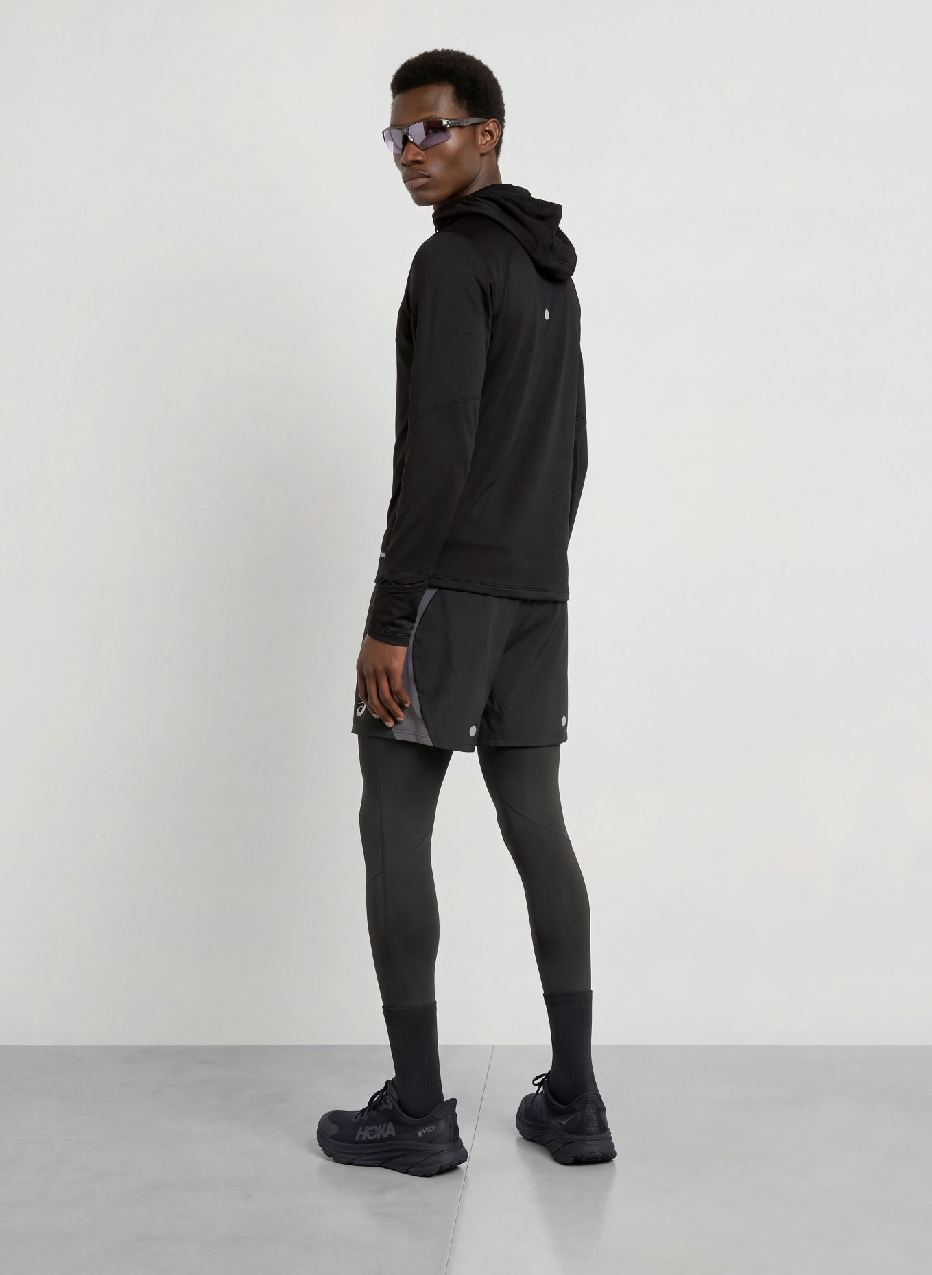 ASICS Funktionshoodie ROAD WINTER: SCHWARZ
