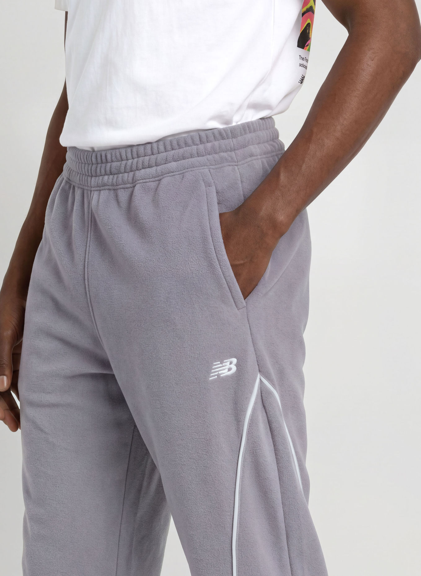 new balance Fleecehose MB62: HELLLILA / WEISS