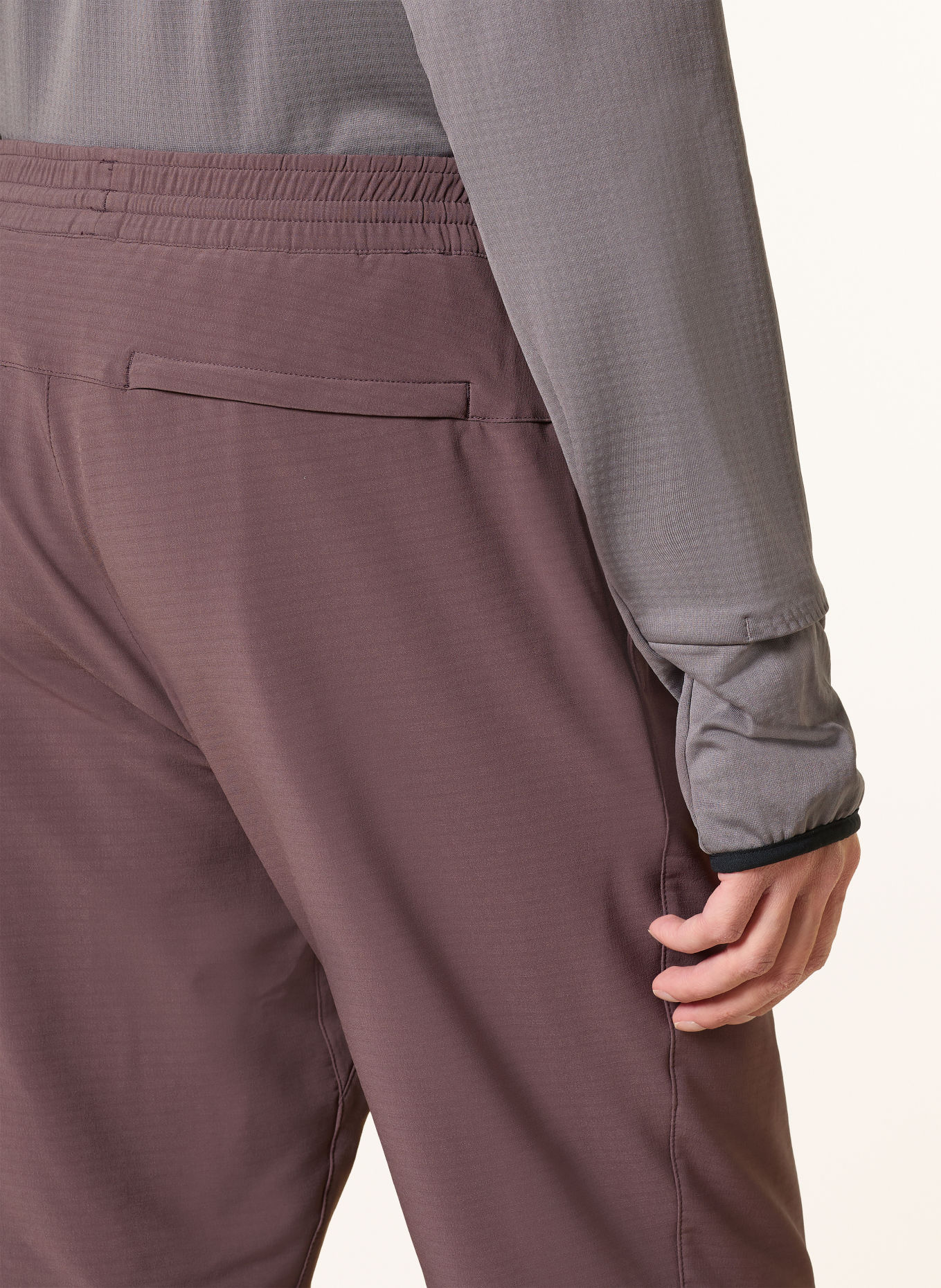 On Pantalon de course WEATHER WINTER: VIEUX ROSE