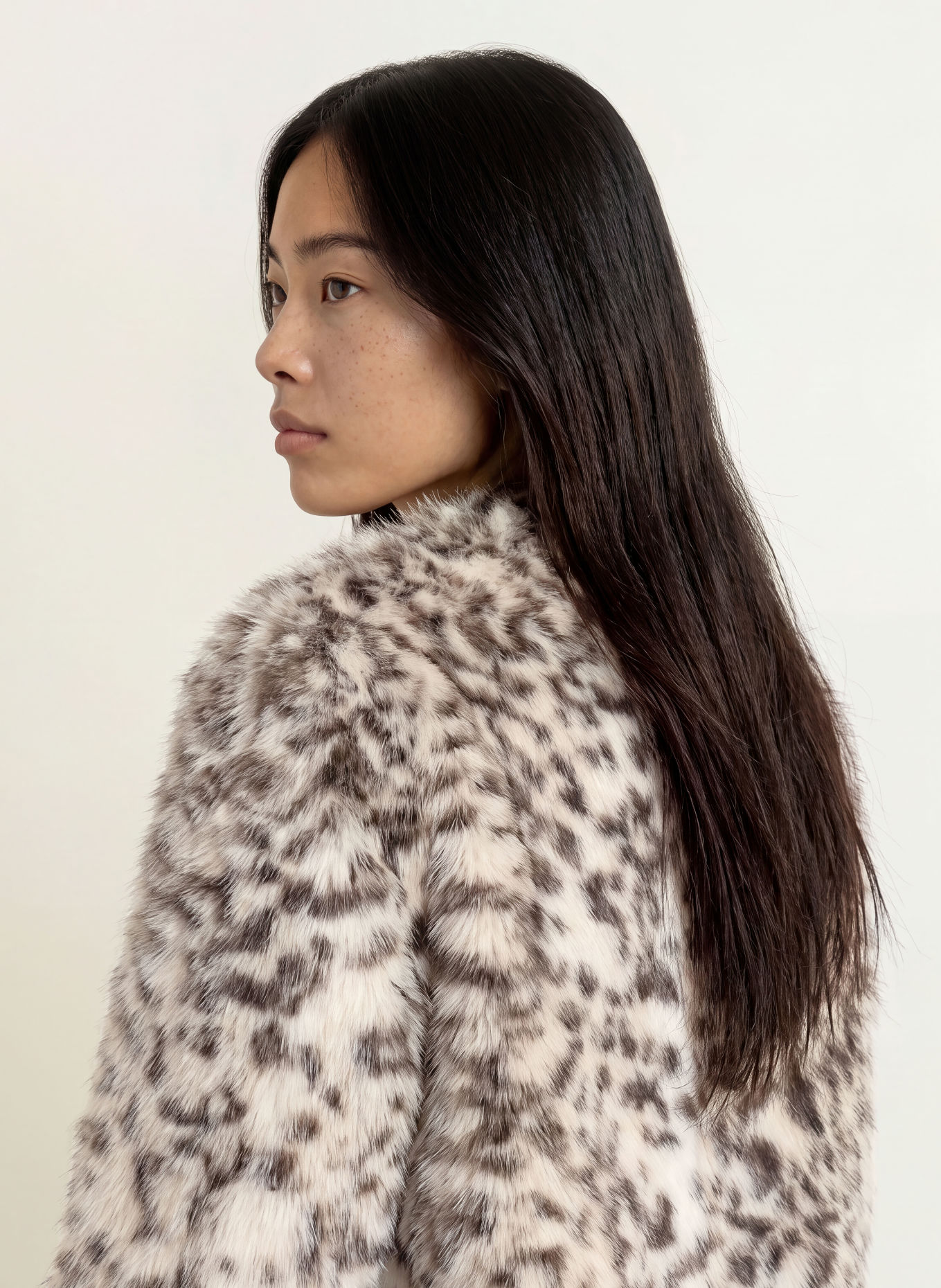 CPH MUSE Faux Fur Jacket CMFOLO: ECRU / DARK BROWN