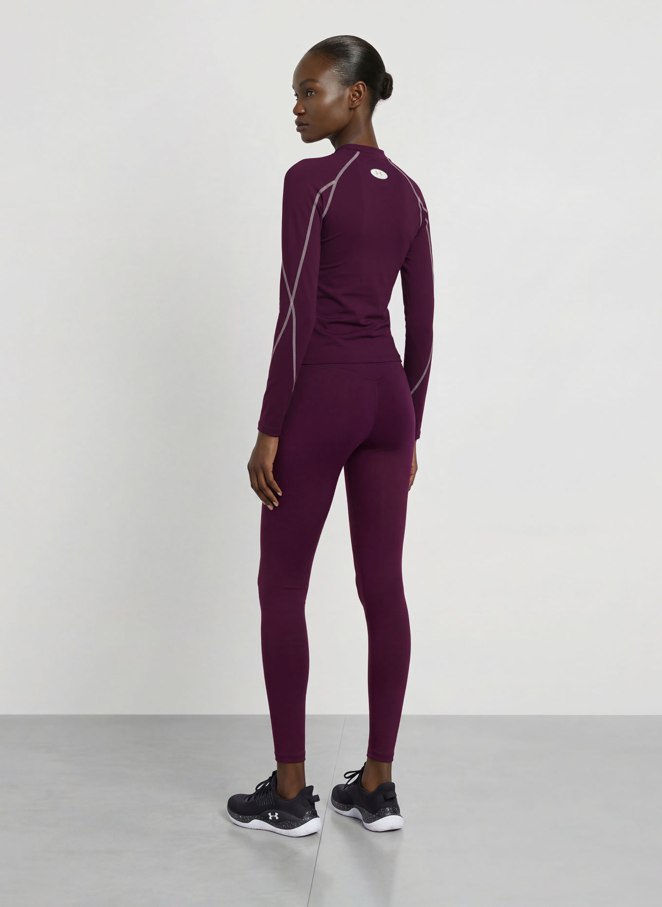 UNDER ARMOUR Legíny MERIDIAN: TMAVĚ FIALOVÁ