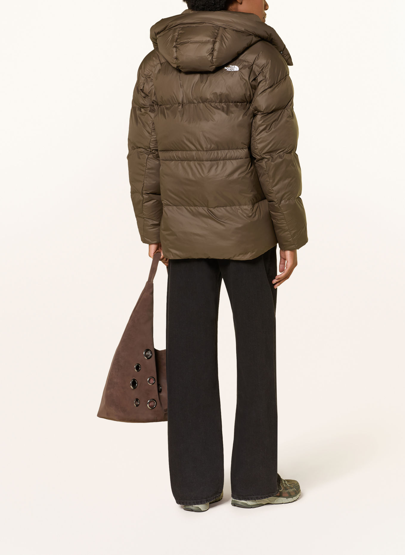 THE NORTH FACE Oversized Quilted Jacket: DARK BROWN