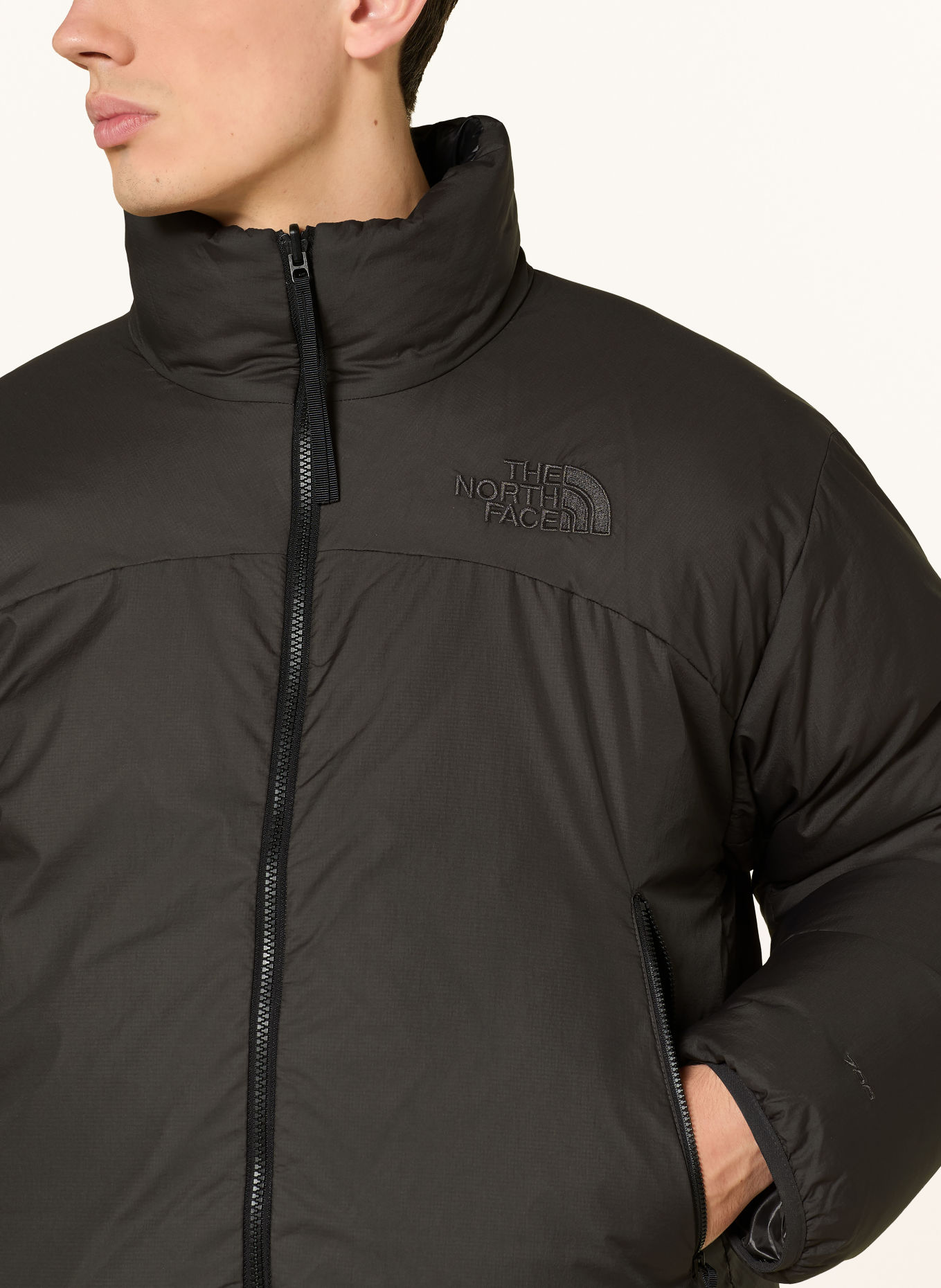 THE NORTH FACE Jachetă din puf PERTEX® NUPTSE reversibilă: NEGRU