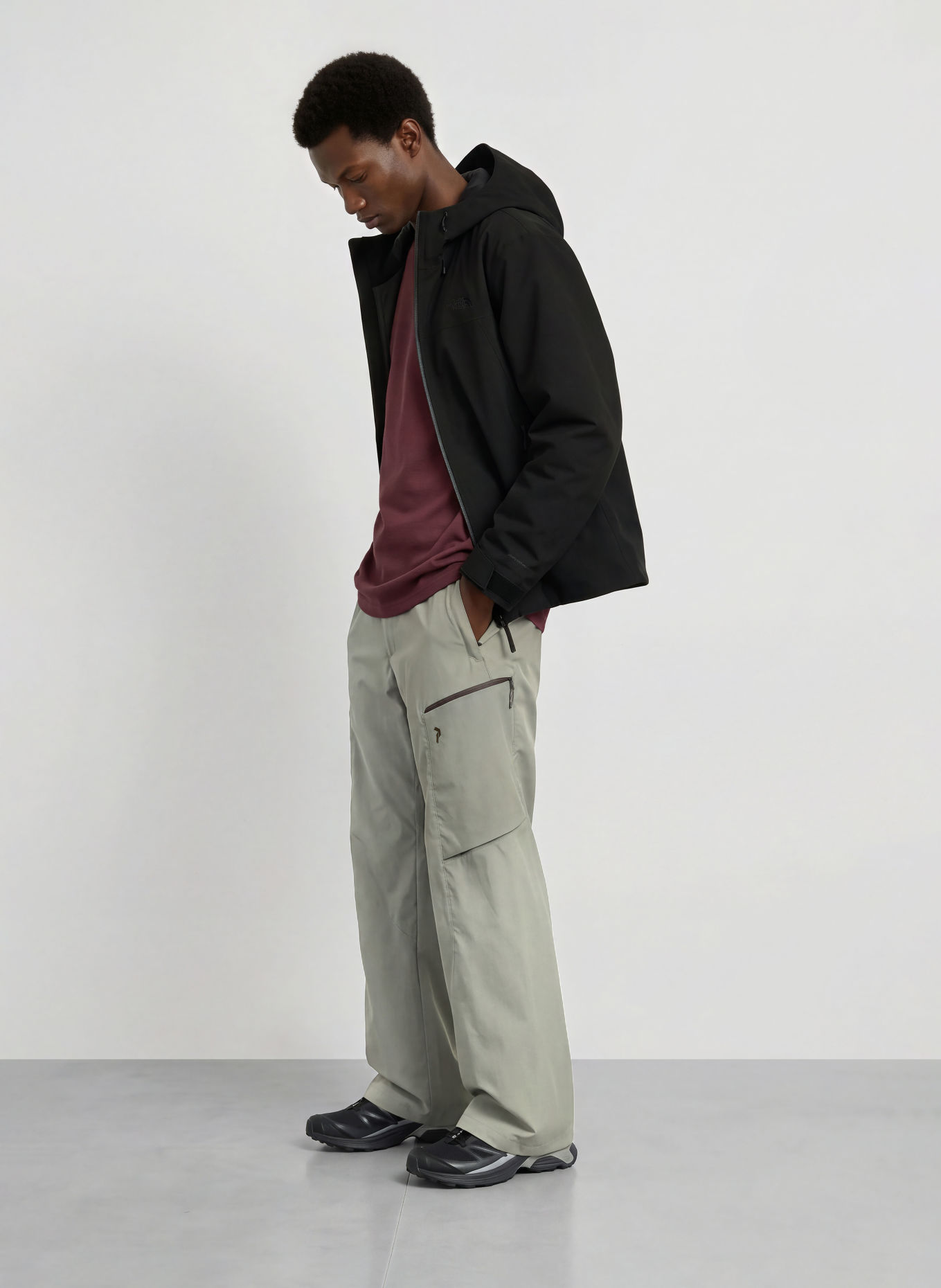 THE NORTH FACE TNF RANGE LIGHT Functional Jacket: BLACK