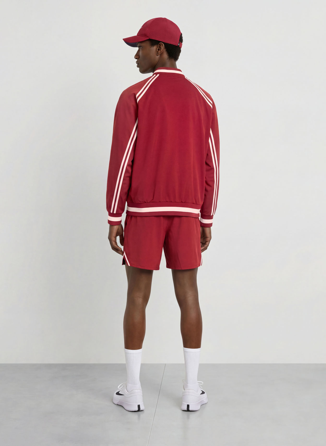 Nike Tennisshort COURT SLAM: DONKERROOD / WIT