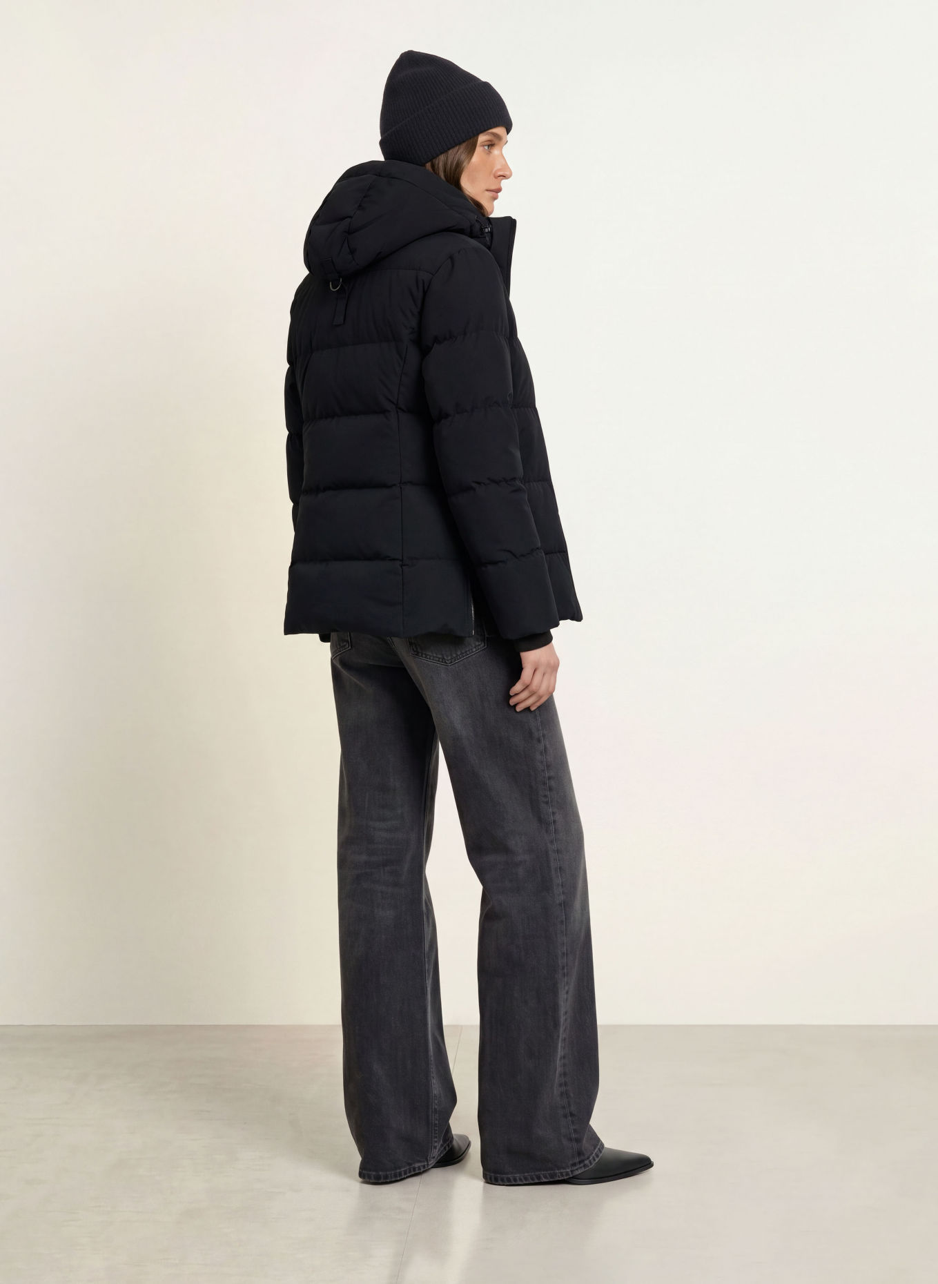 MOOSE KNUCKLES SOHO Down Jacket: BLACK