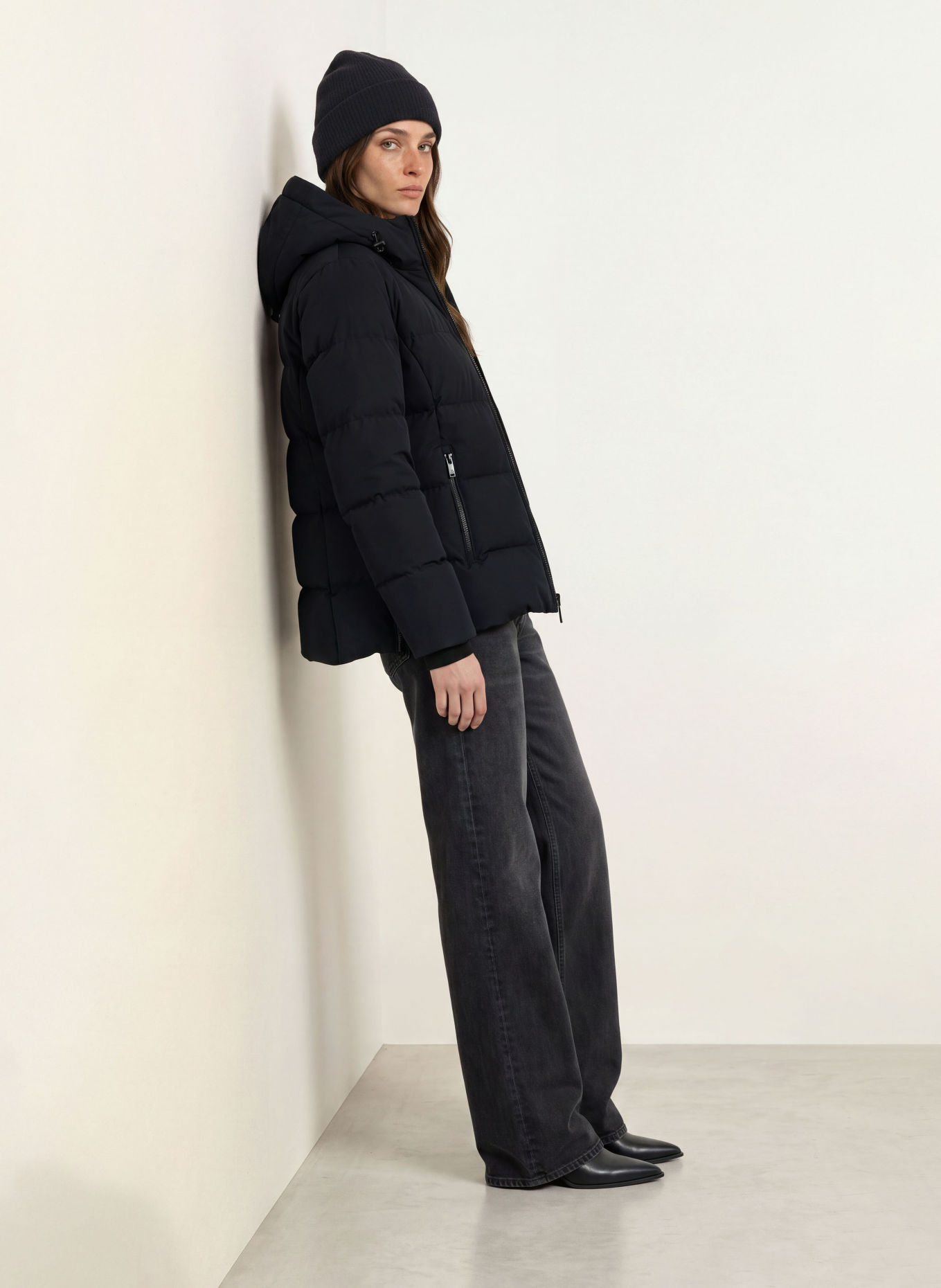 MOOSE KNUCKLES SOHO Down Jacket: BLACK