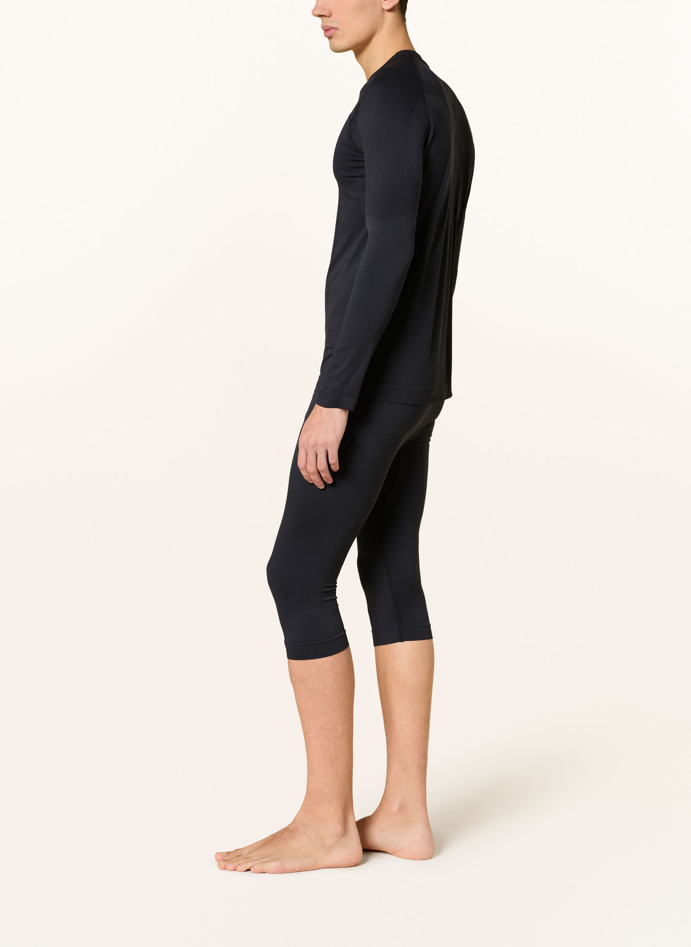 X-BIONIC X-ENTIAL functional underwear pants with shortened leg length: BLACK