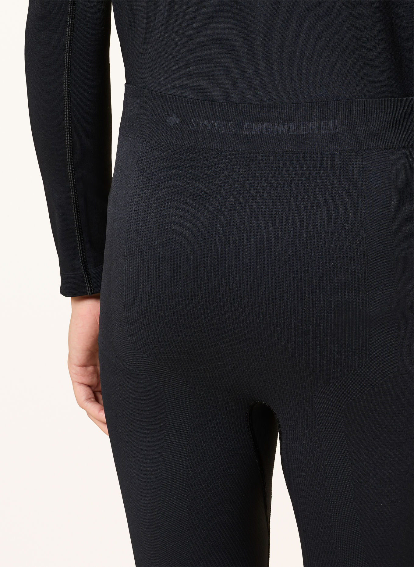 X-BIONIC X-ENTIAL functional underwear pants with shortened leg length: BLACK