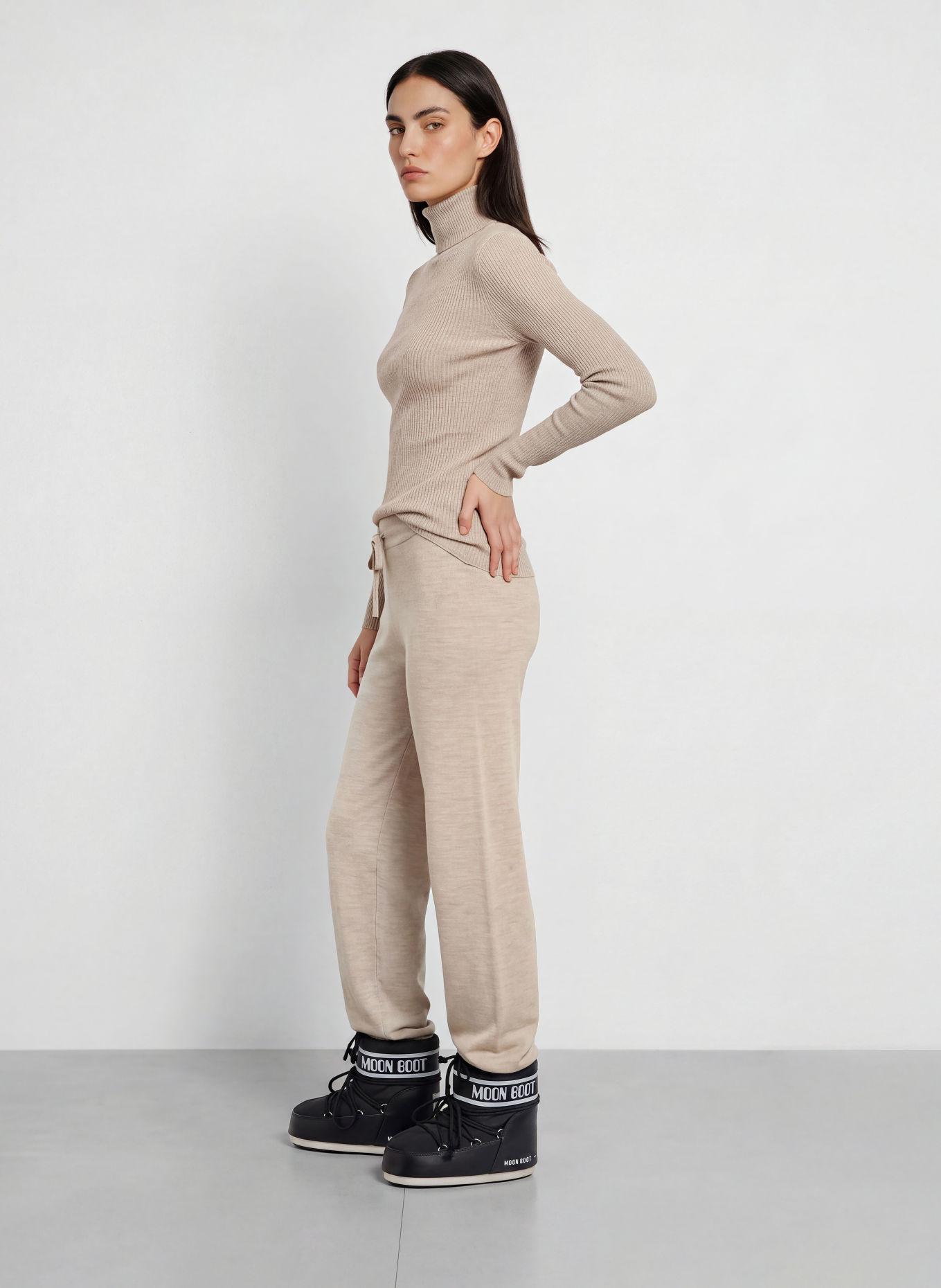 WE NORWEGIANS GEILO-rullekravepullover i merinould: BEIGE