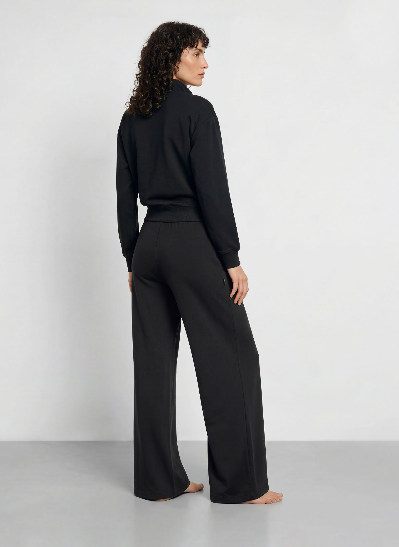 icebreaker Pantaloni de trening 150 DRIFT cu lână merino: NEGRU