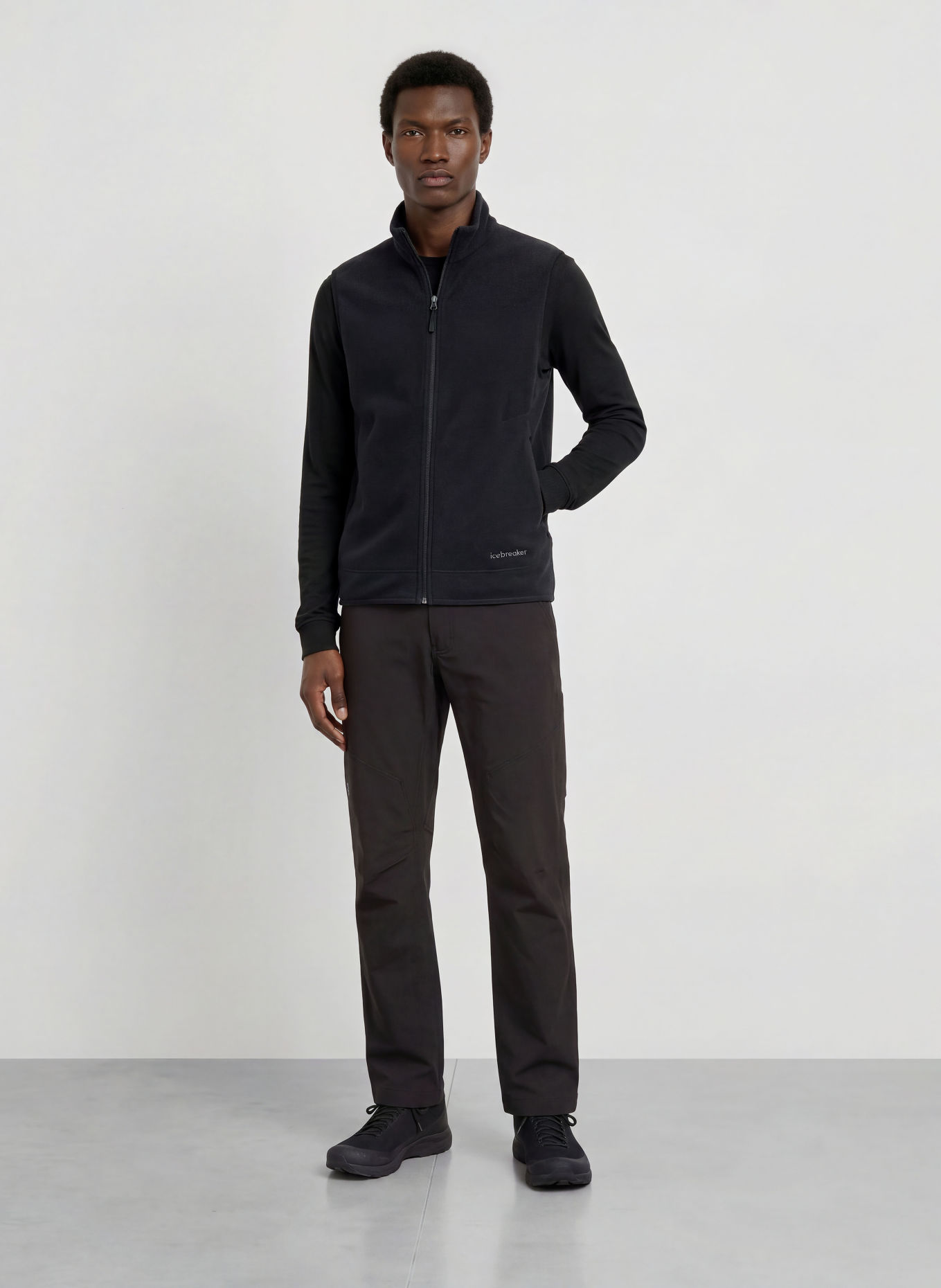 icebreaker 800 REALFLEECE™ CLASSIC Fleece Vest with Merino Wool: BLACK