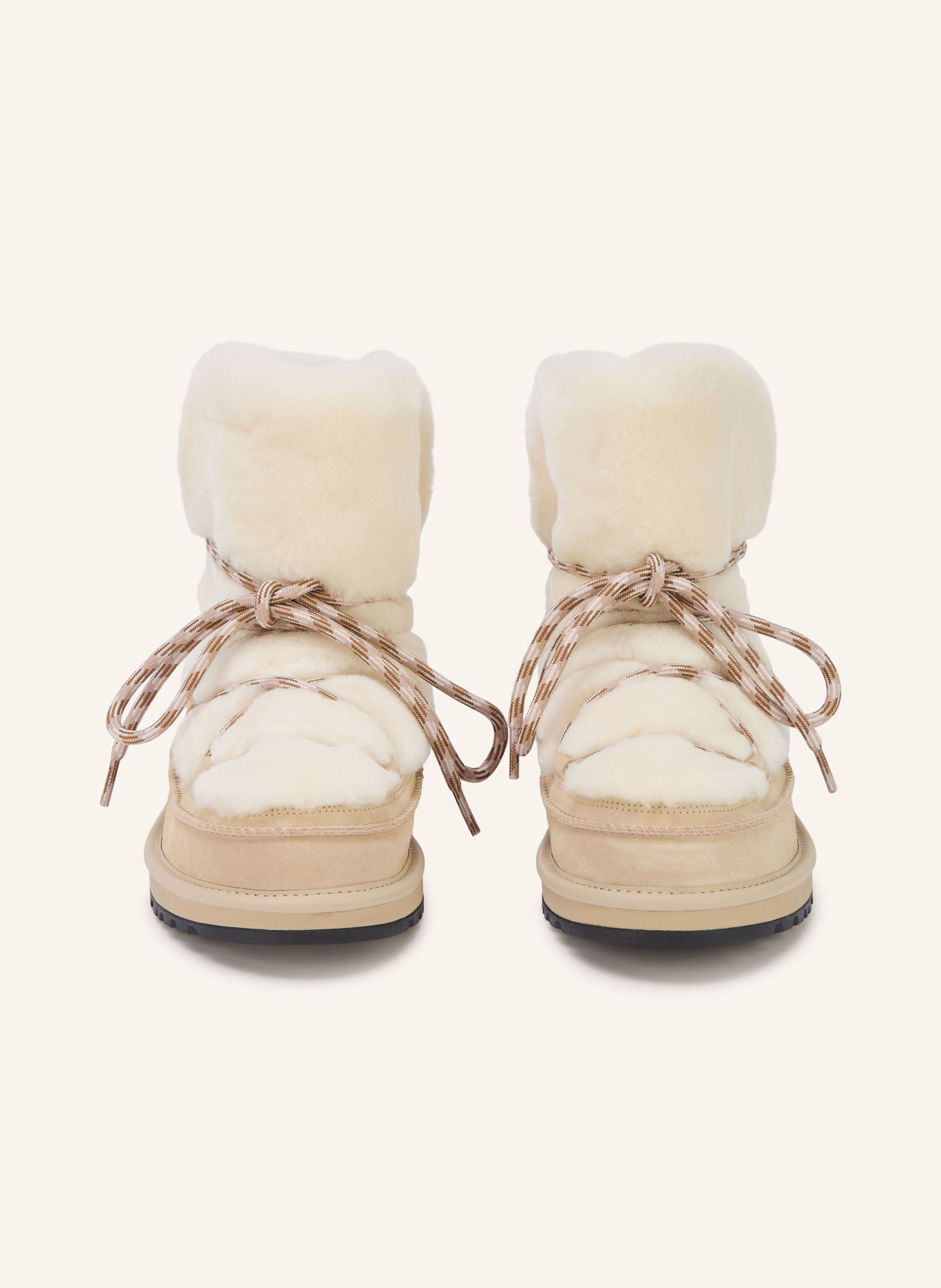 UGG Boots CLASSIC TREAD FLUFFED: KRÉMOVÁ / REŽNÁ