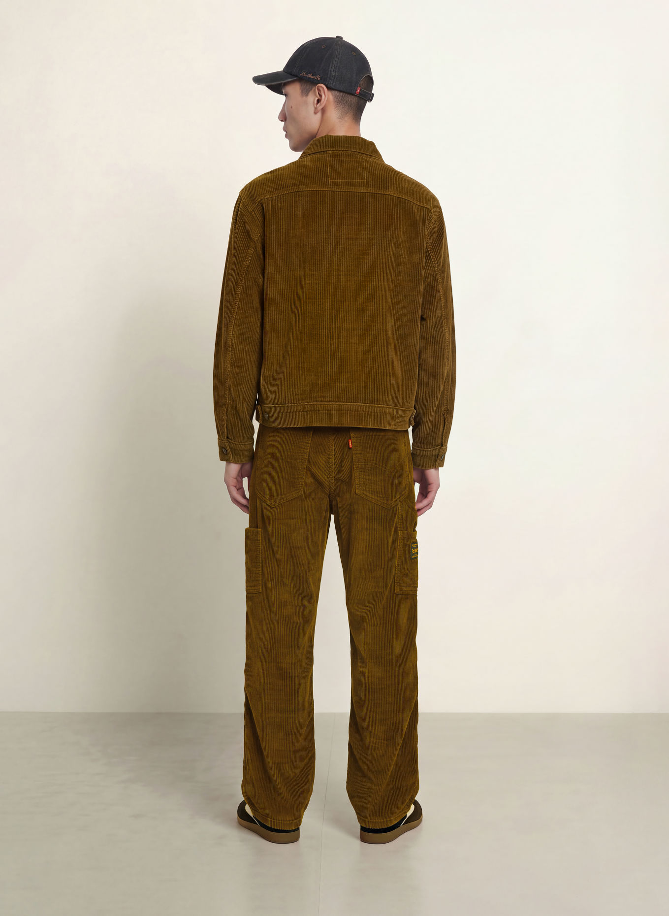 Levi's® Corduroy Overshirt SUNRISE TRUCKER: BROWN
