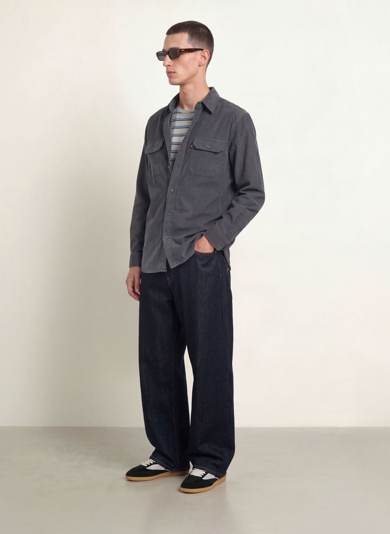 Levi's® Chemise en velours côtelé JACKSON WORKER, coupe décontractée: GRIS FONCÉ