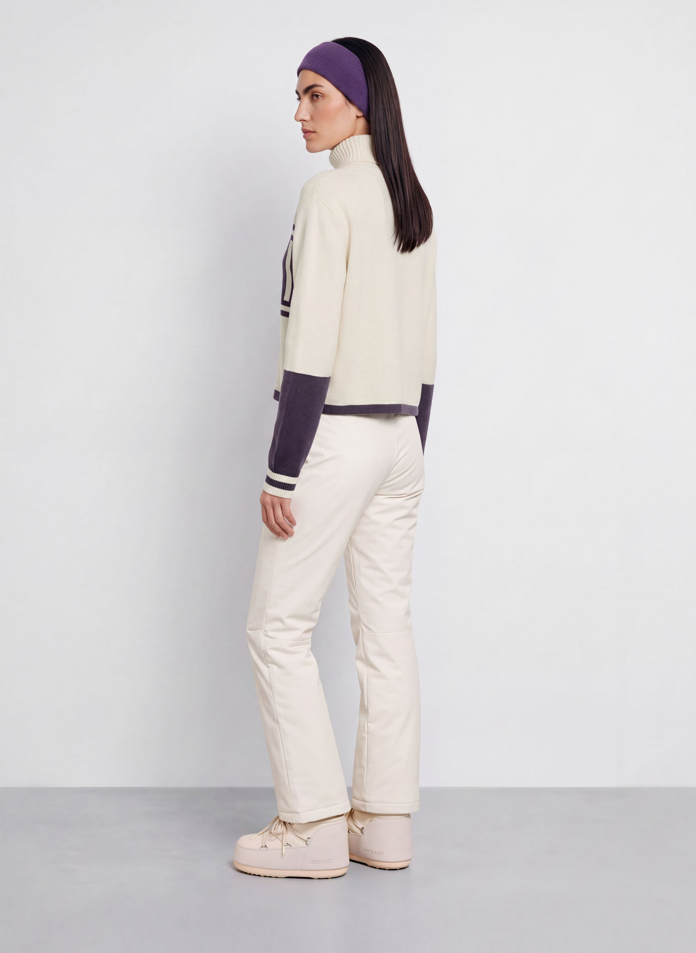 MRS & HUGS Turtleneck sweater with cashmere: ECRU / DARK PURPLE