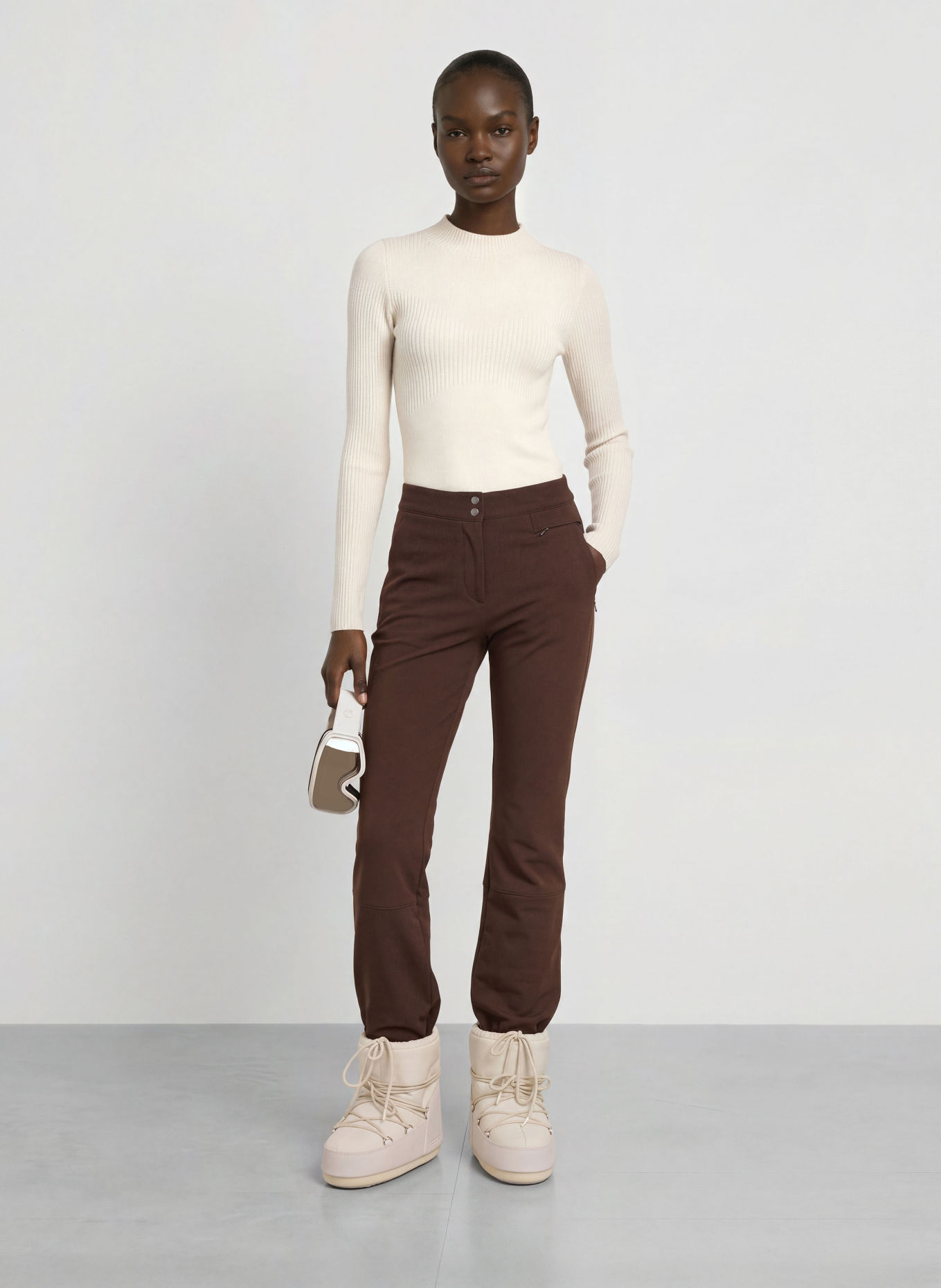 MRS & HUGS Cashmere Sweaters: ECRU
