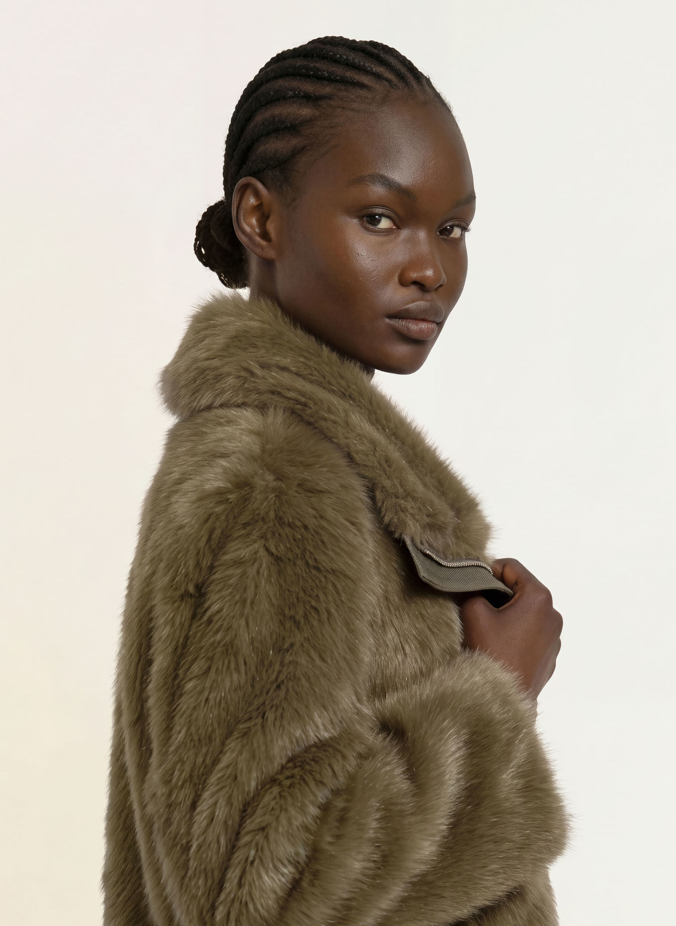 MRS & HUGS Kunstfell-Jacke: KHAKI