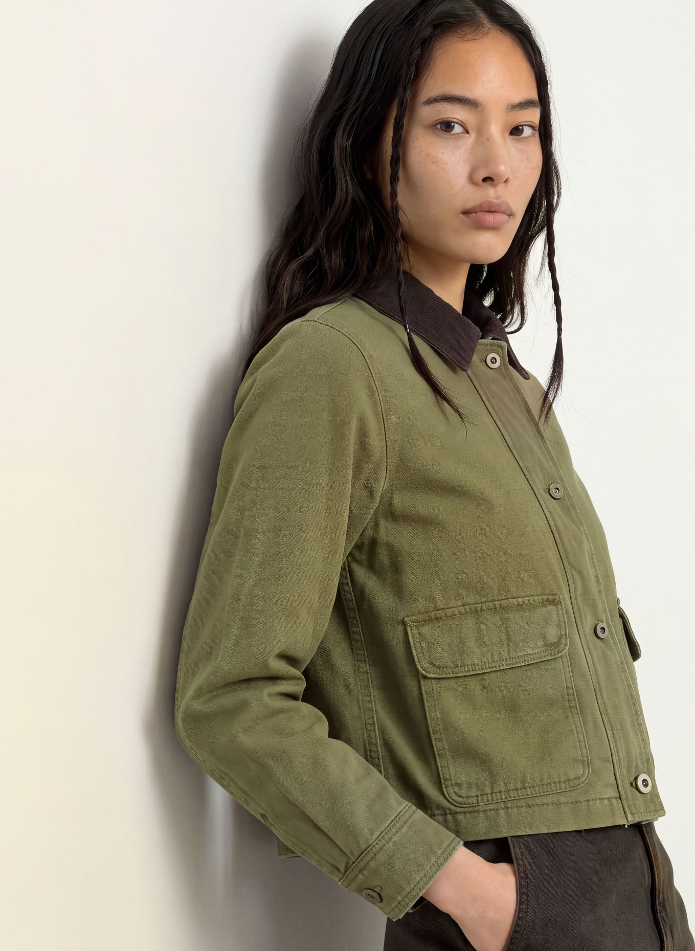 Levi's® Surveste BREE CROPPED CHORE: OLIVE / MARRON FONCÉ