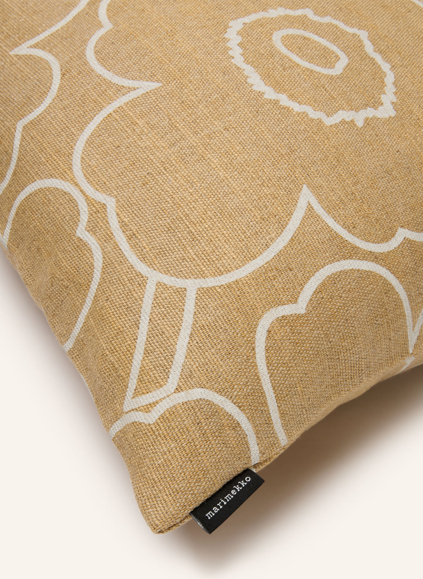 marimekko P.PIRRTO UNIKKO Decorative cushion cover with Linen: BEIGE / CREAM