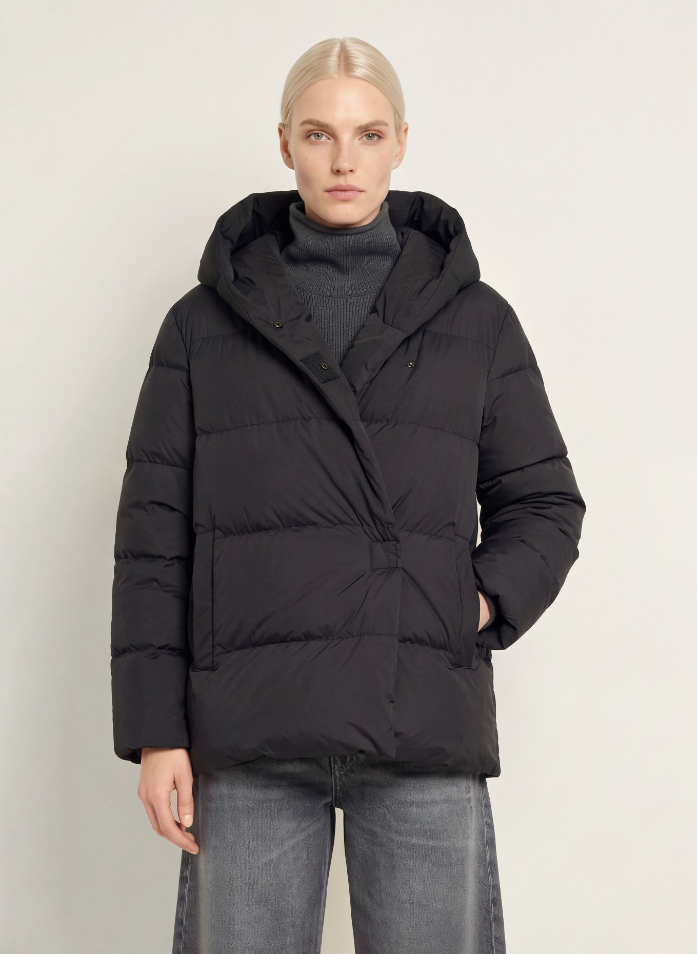 FUCHS SCHMITT FONTANA Down Jacket: BLACK