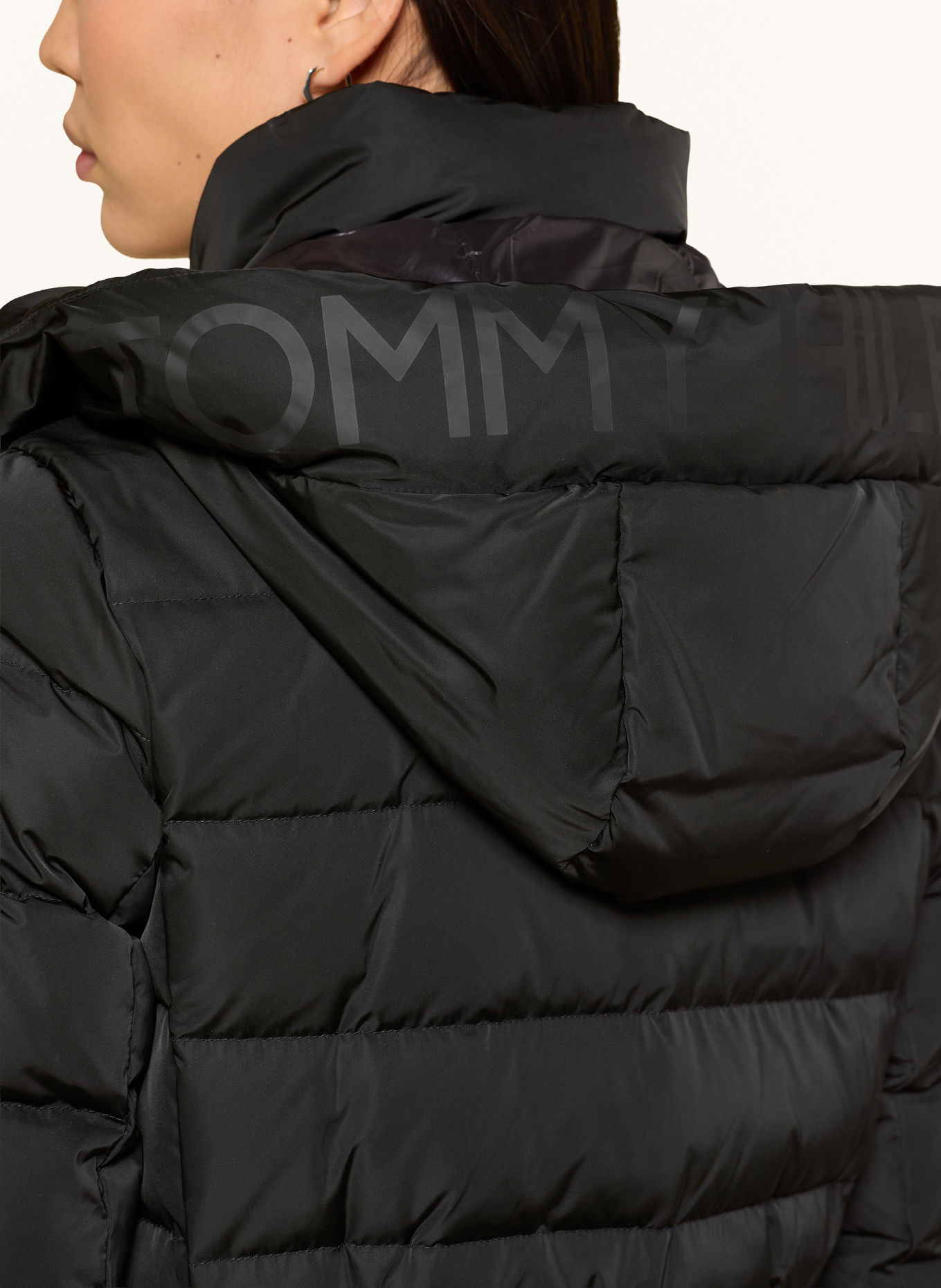 TOMMY HILFIGER Doudoune longue avec capuche amovible: NOIR