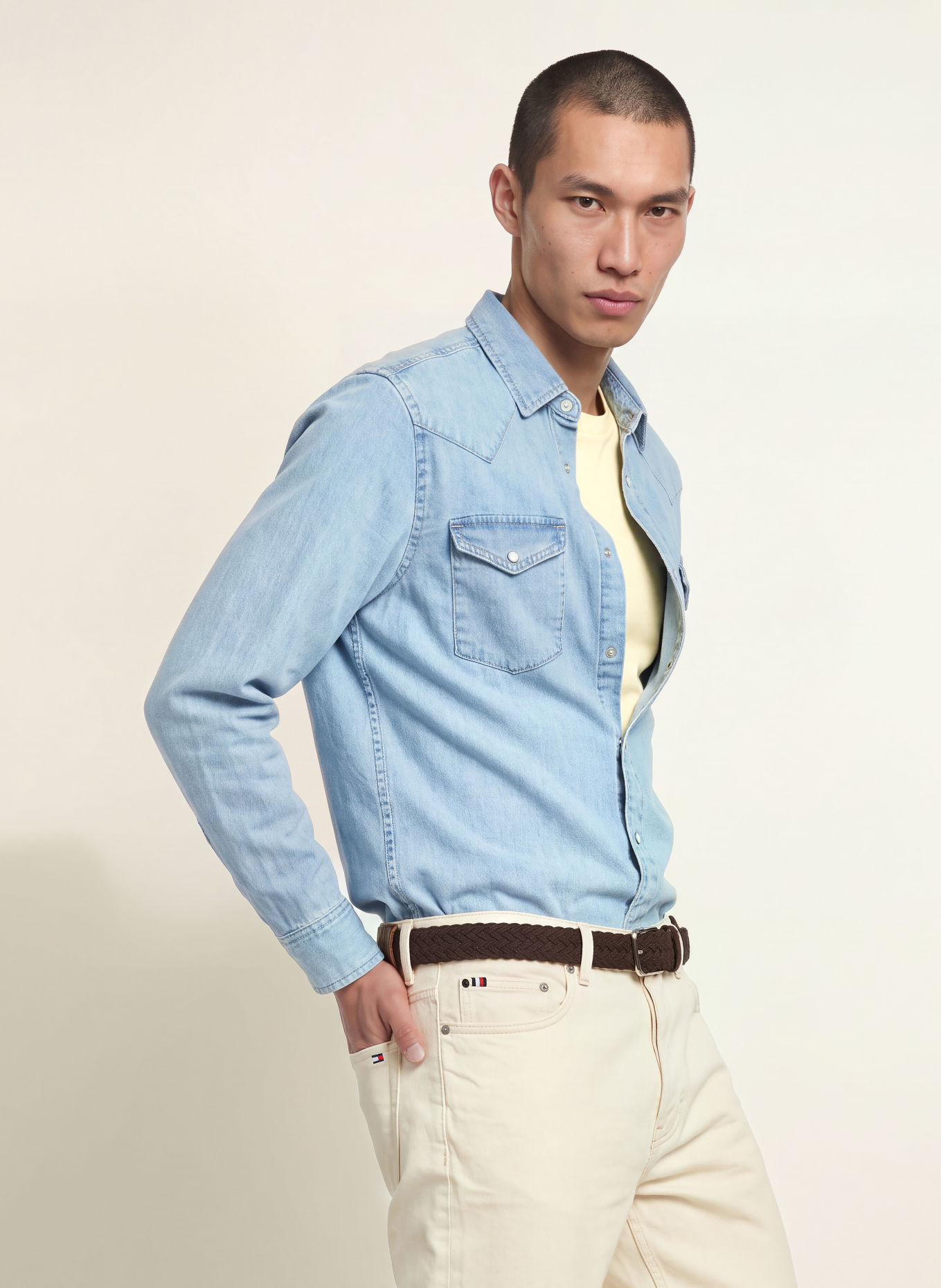 TOMMY HILFIGER Regular-Fit Denim Shirt: LIGHT BLUE