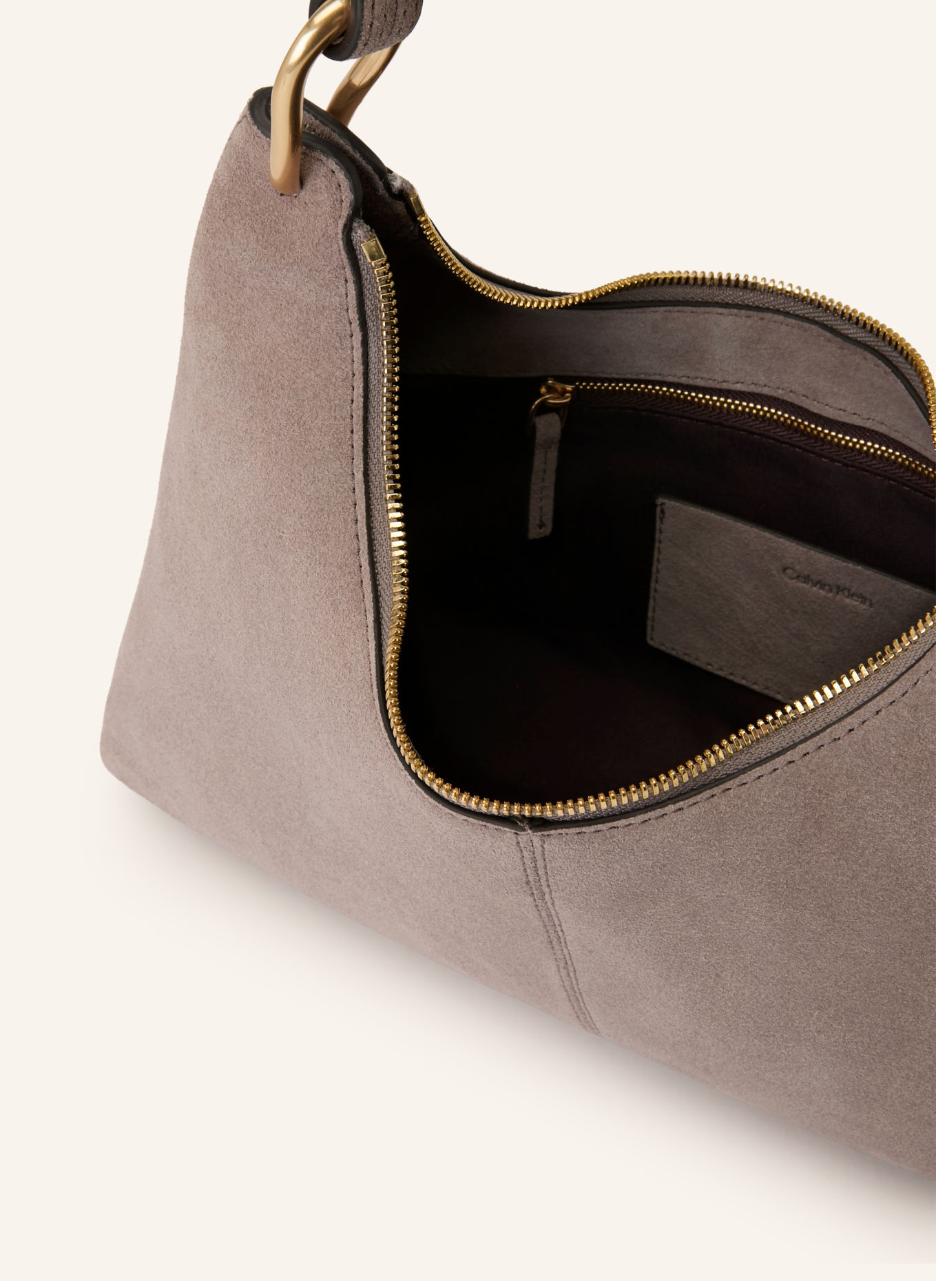 Calvin Klein Schultertasche: TAUPE / GOLD