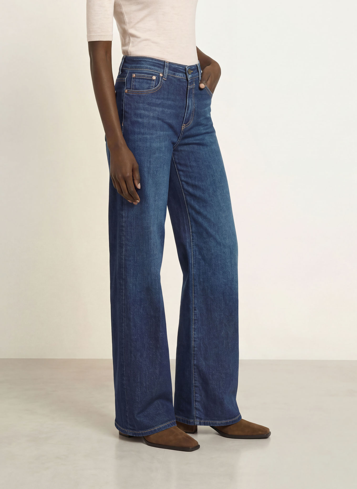CLOSED Flared Jeans JANNA: DBL DARK BLUE