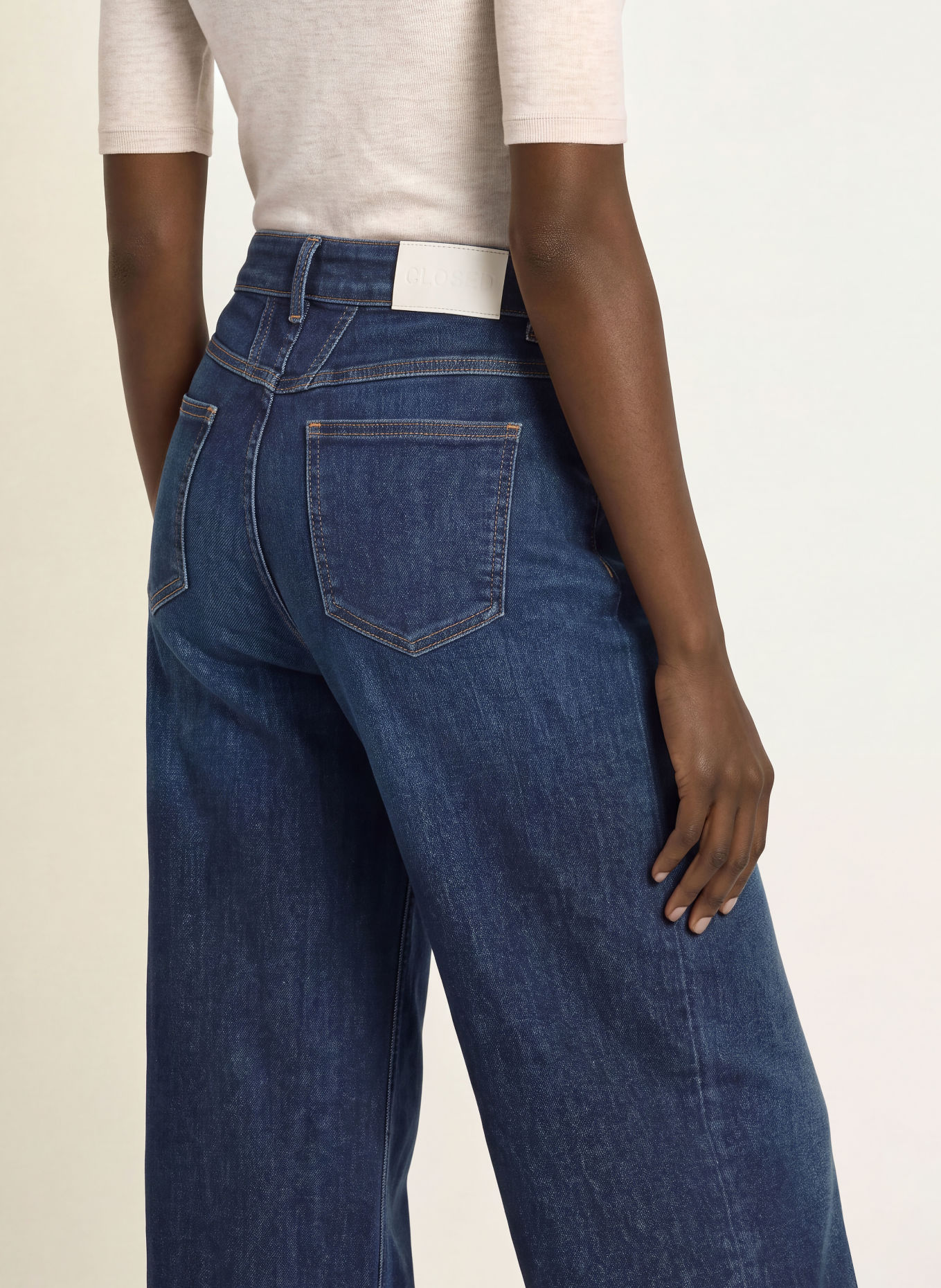 CLOSED Flared Jeans JANNA: DBL DARK BLUE