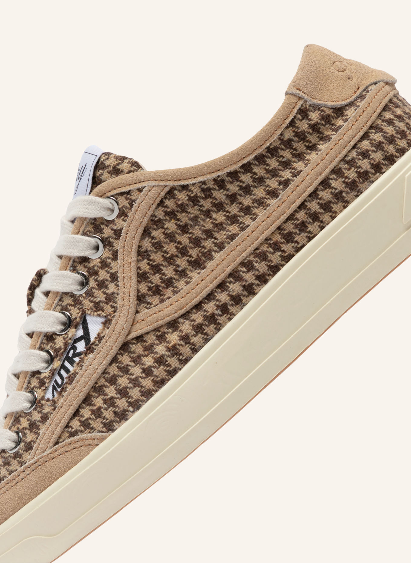 AUTRY WINDSCAPE LOW XB Sneakers: CAMEL / BROWN / BEIGE