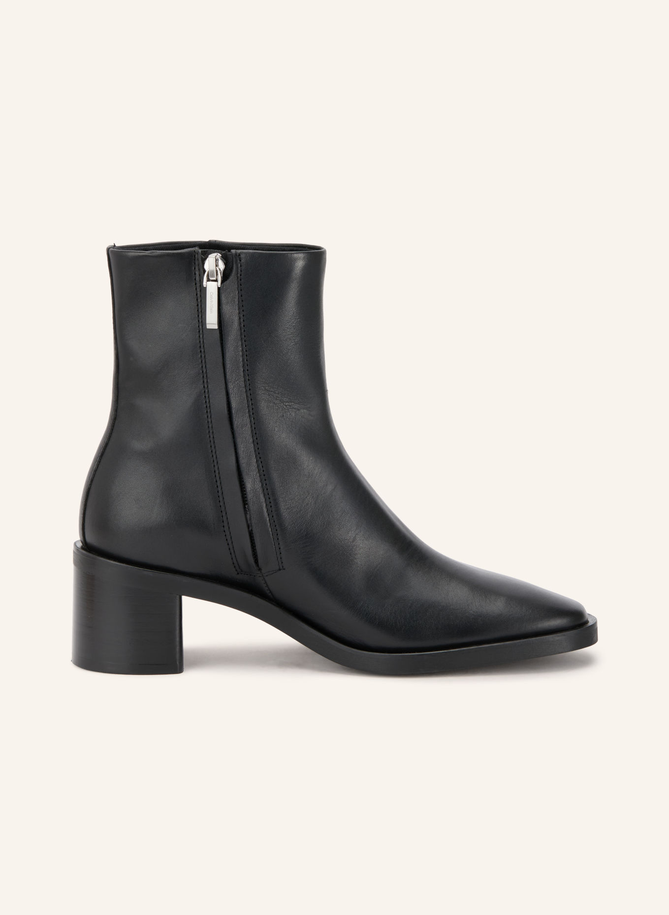 Calvin Klein Ghete: NEGRU