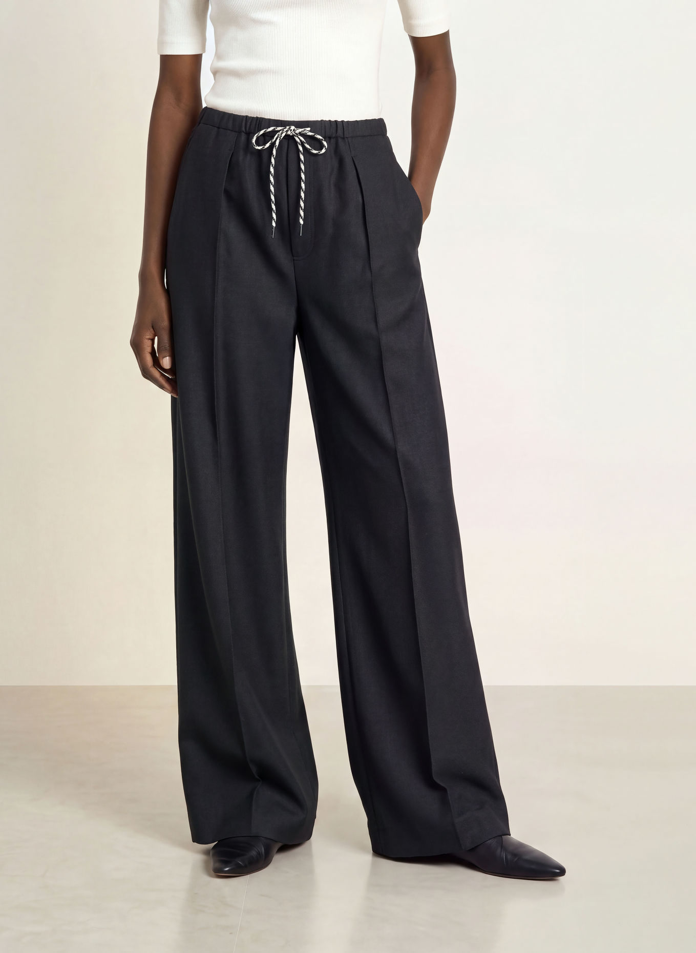 CLOSED WYNSTON Trousers: DARK BLUE