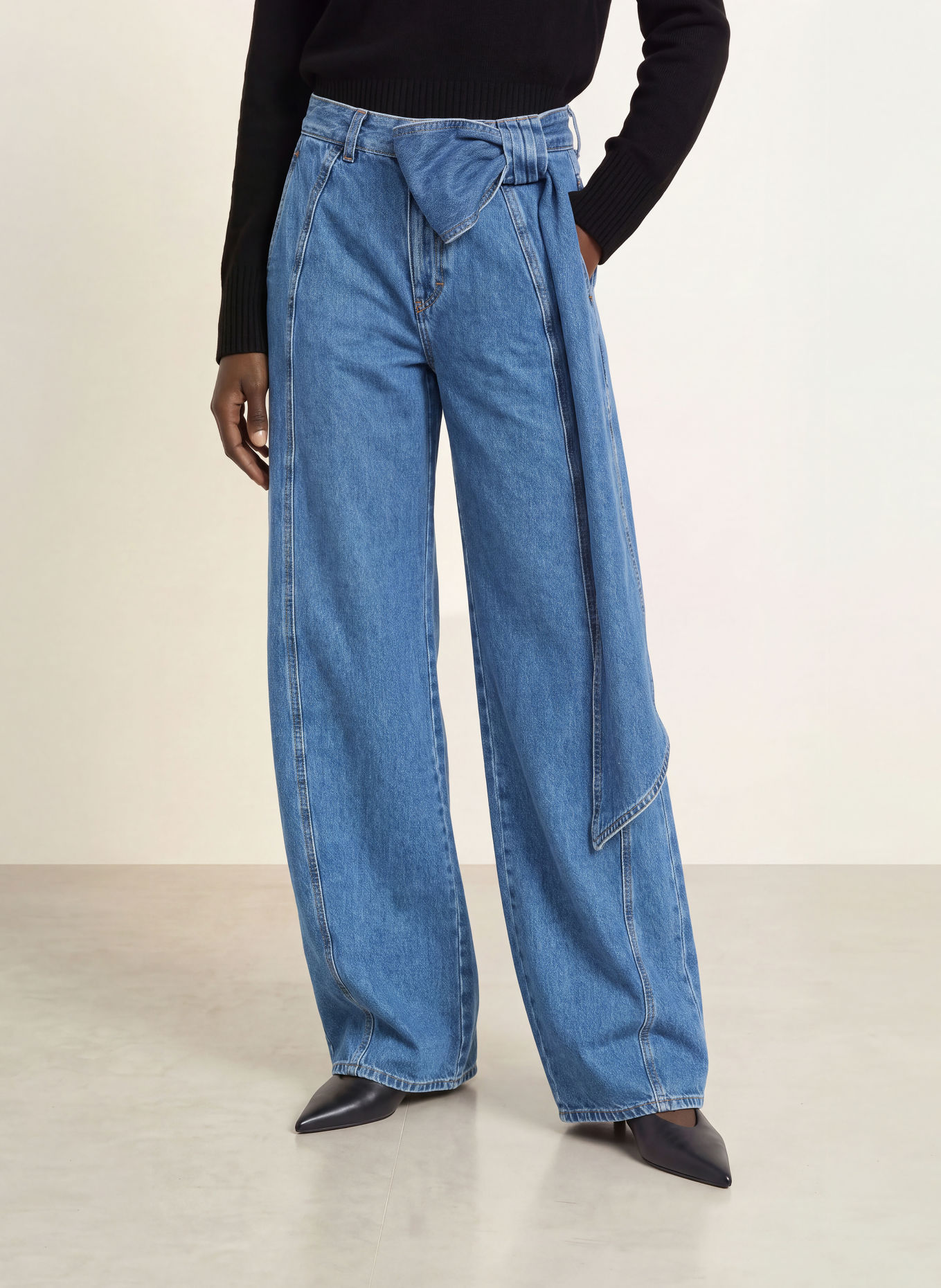 CLOSED Barrel Jeans WENDY: MBL MID BLUE