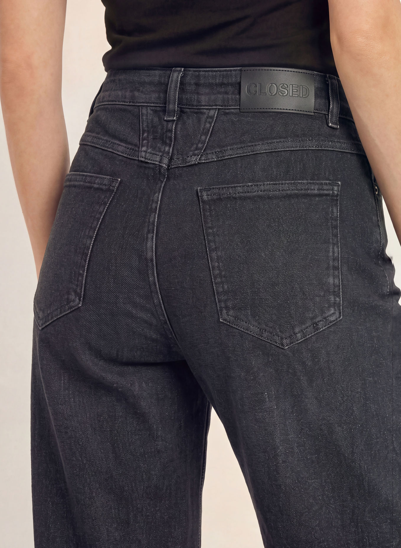 CLOSED JANNA Flared jeans: DGY Dark Grey