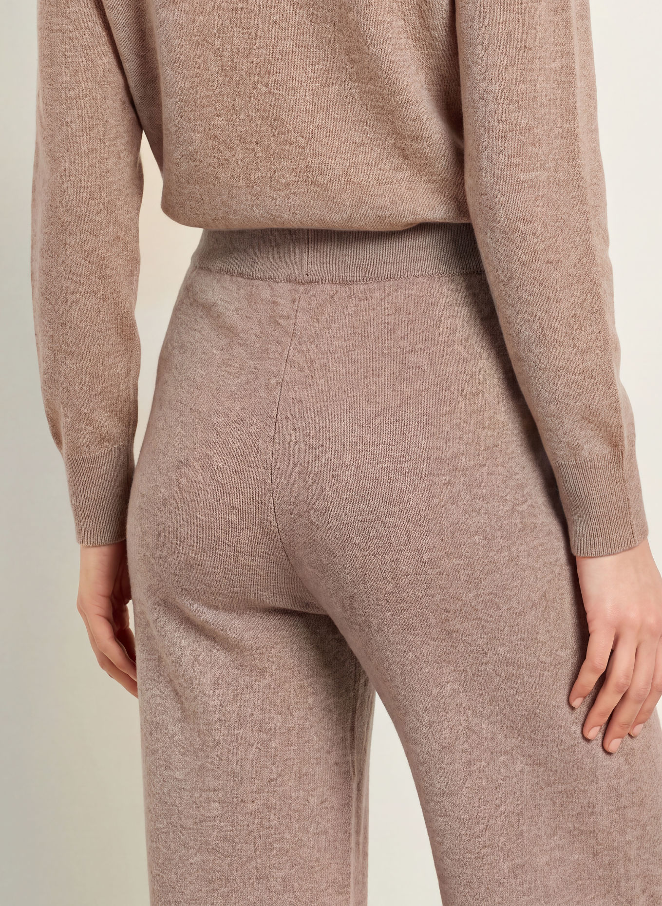 MAERZ MUENCHEN Knit Pants: TAUPE