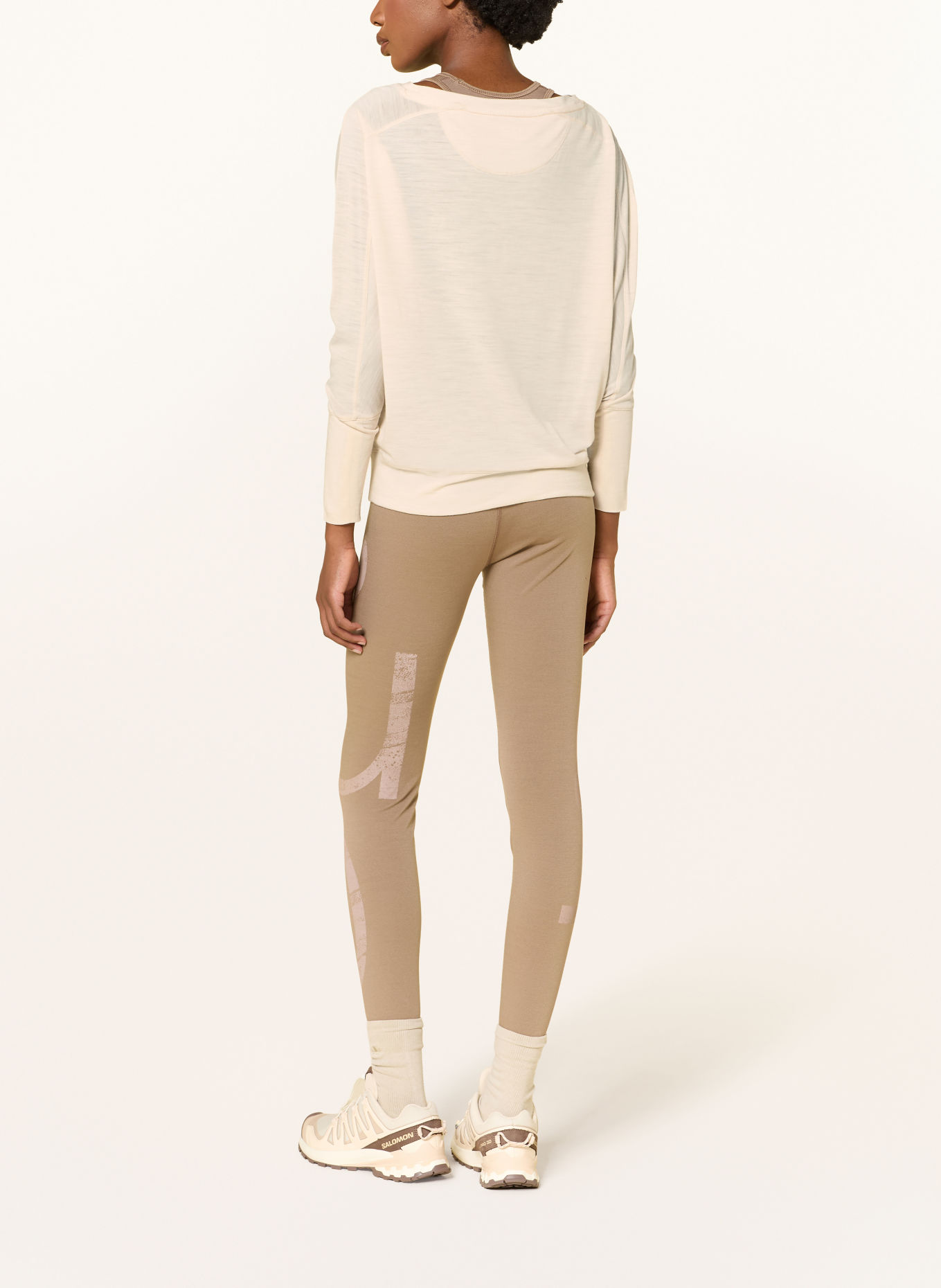 super.natural KULA Performance Shirt with Merino Wool: CREAM