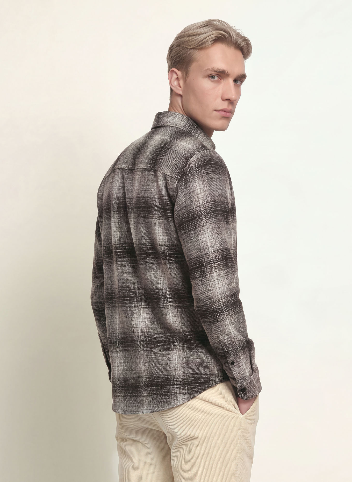 NOWADAYS Flanellhemd Comfort Fit: DUNKELGRAU / HELLGRAU / SCHWARZ