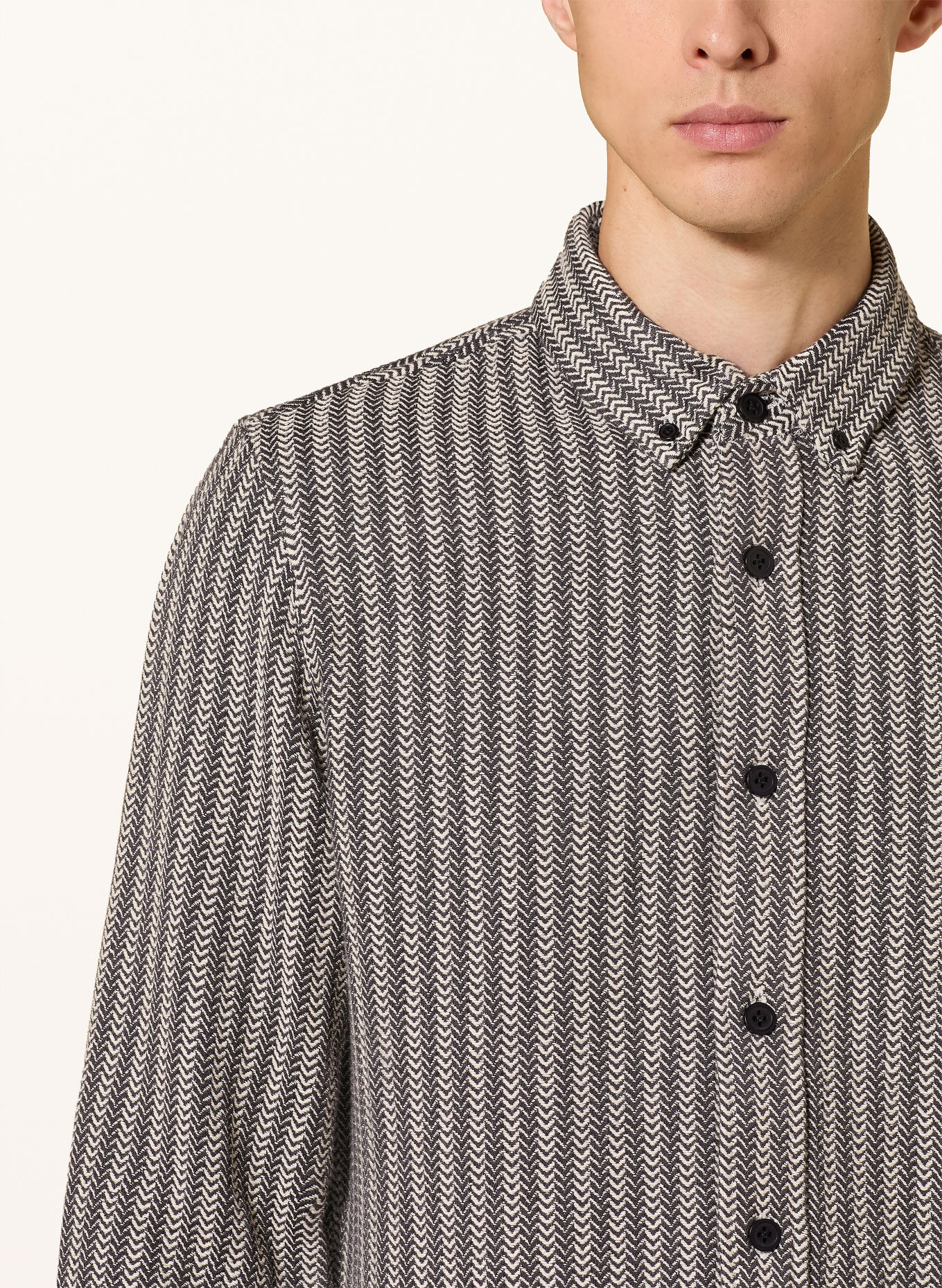 NOWADAYS Comfort Fit Shirt: DARK BROWN / CREAM