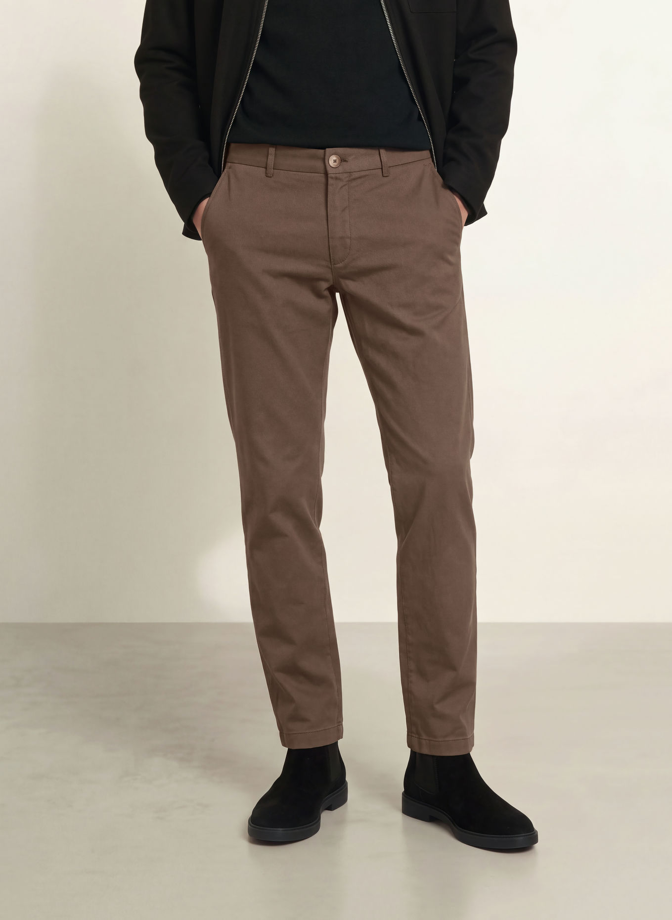 HILTL Chinos TAURA Extra Slim Fit: MÖRKBRUN