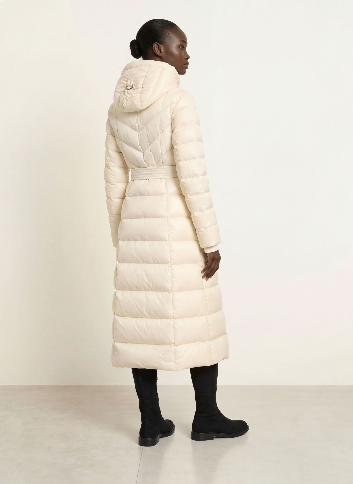Mackage Daunenmantel CALINA-RZ: WEISS
