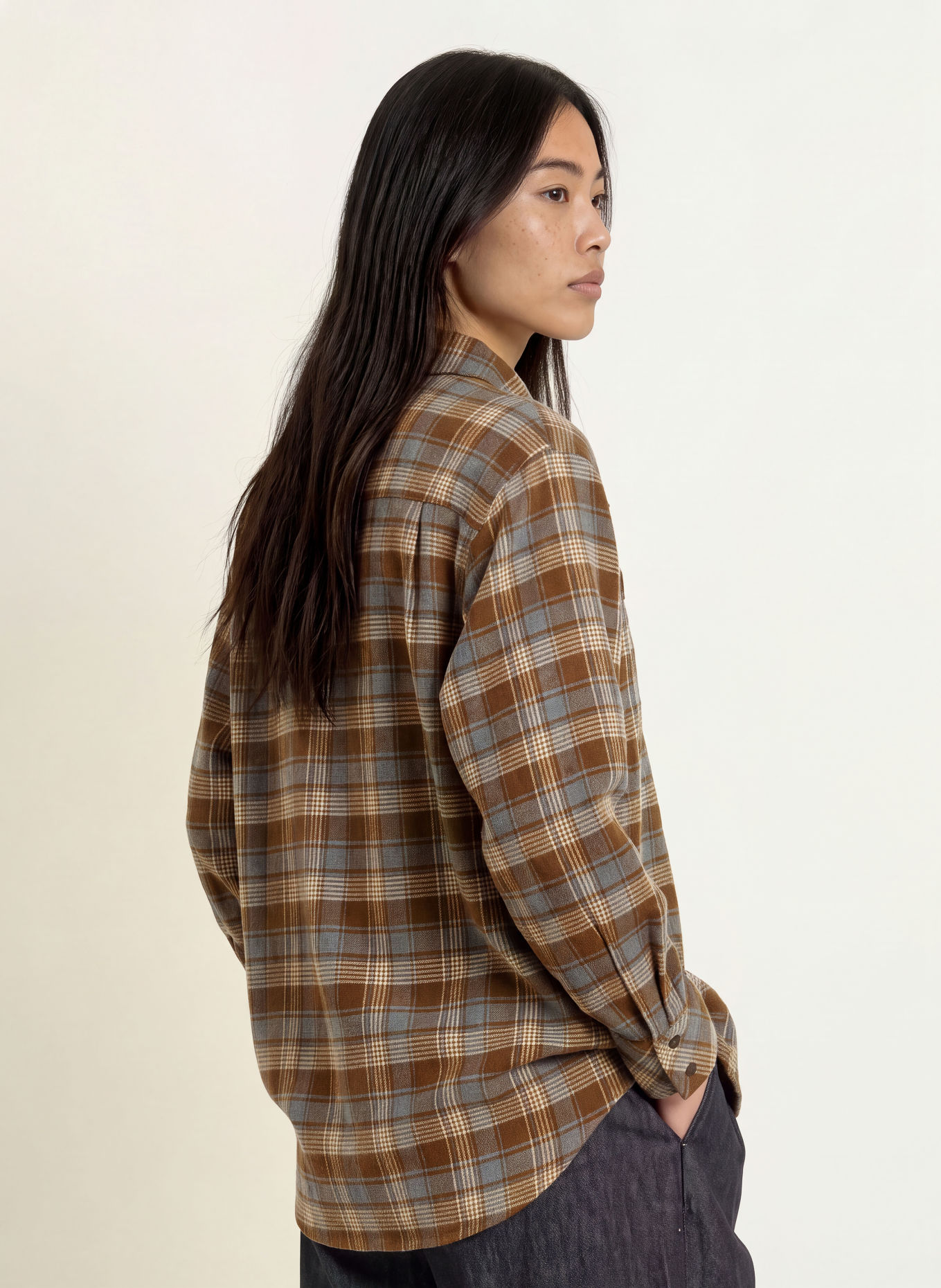 ELEH Bluză-cămașă oversized din flanel: MARO ÎNCHIS / BEJ / ALBASTRU