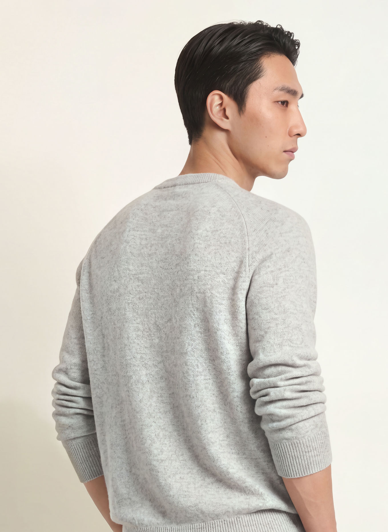 PROFUOMO Sweter: JASNOCZARY