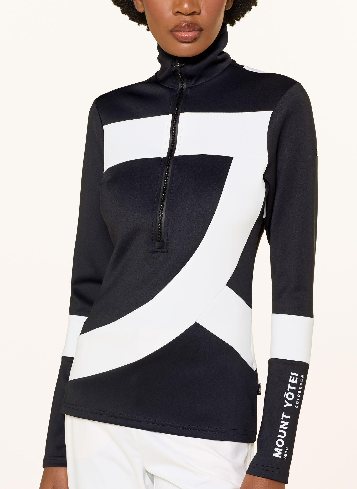 GOLDBERGH KANJI Functional Shirt: BLACK / WHITE