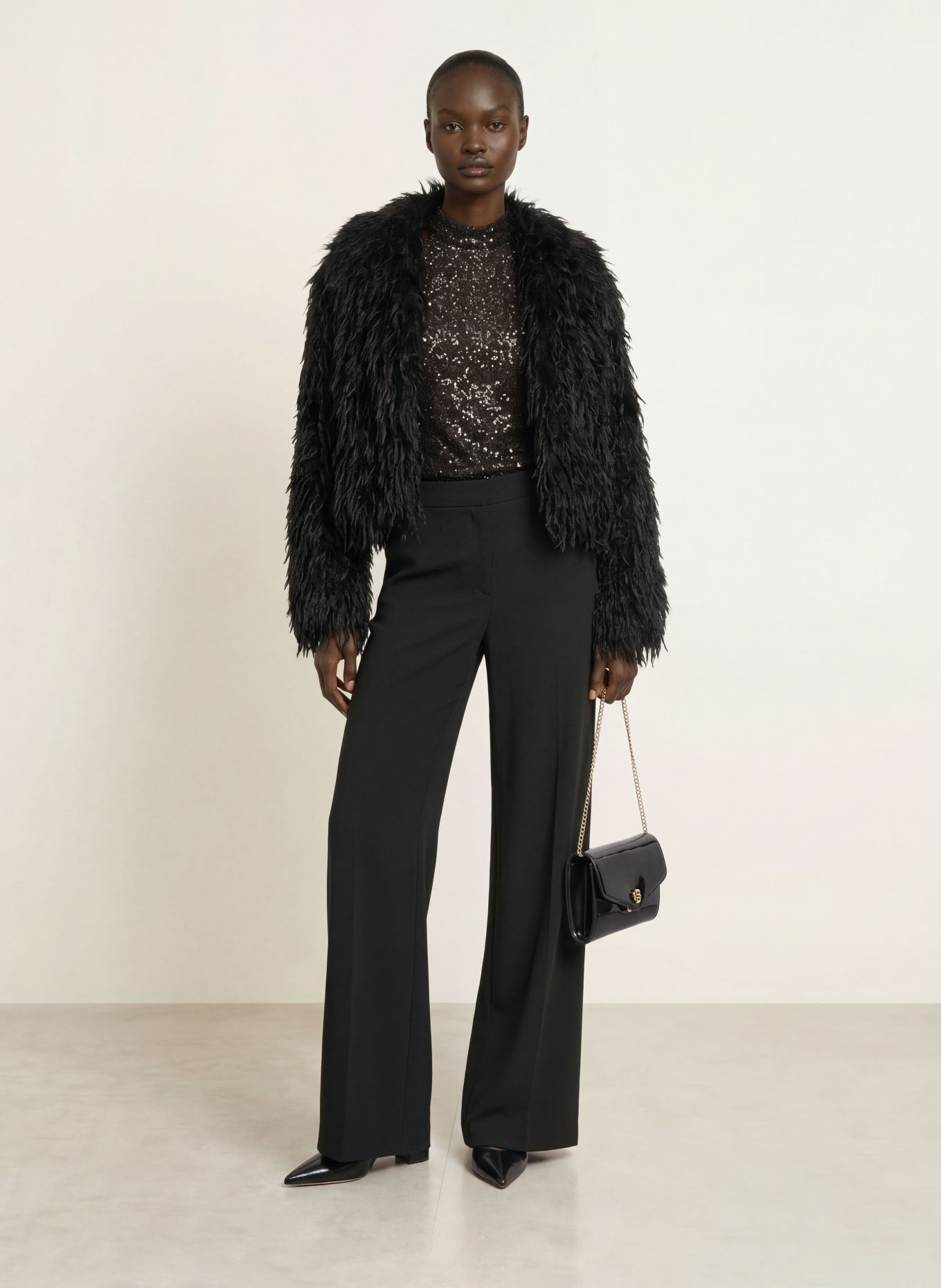 BOSS BEYOND Clutch: BLACK