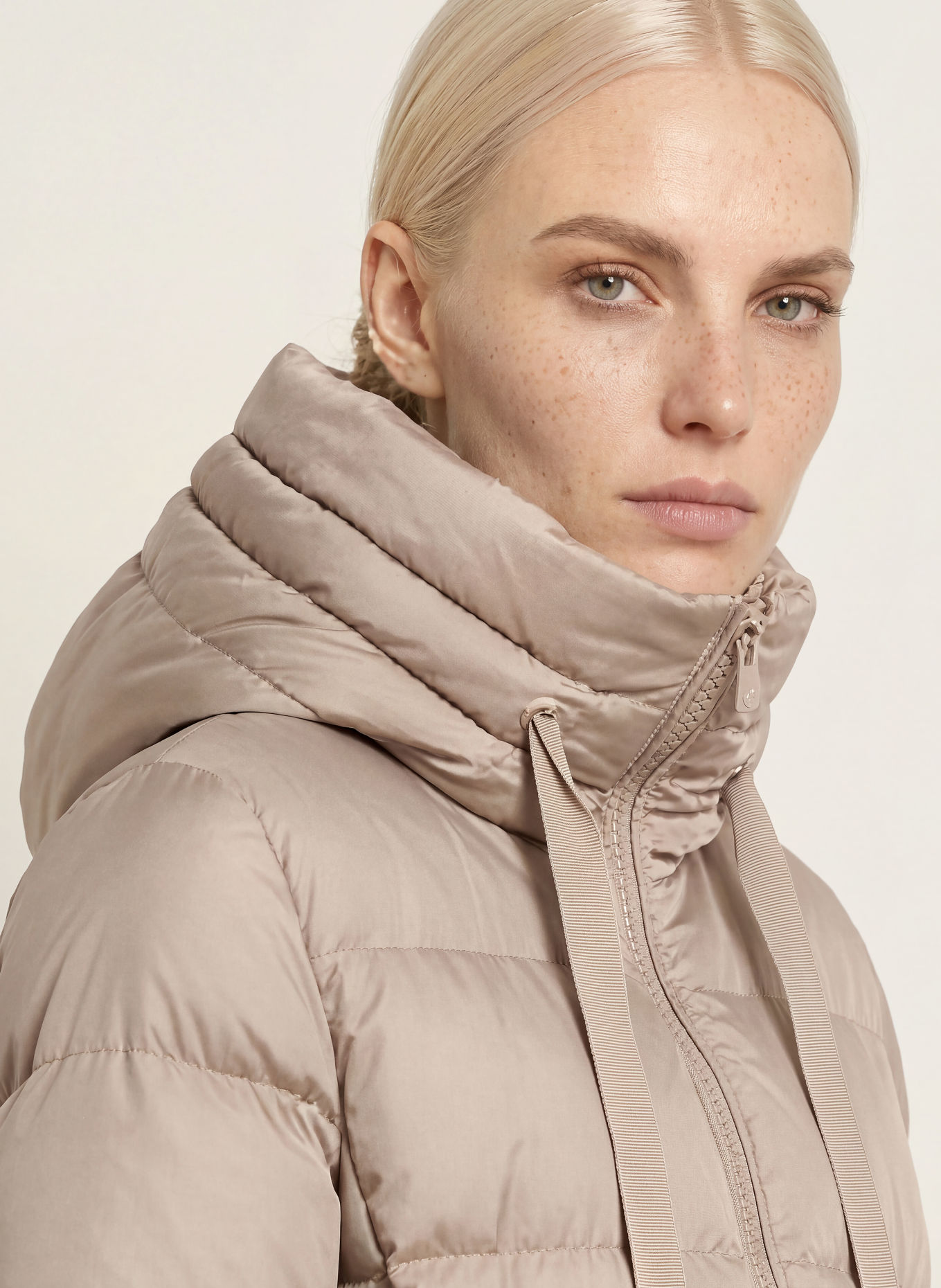 Marc O'Polo Donsmantel: BEIGE