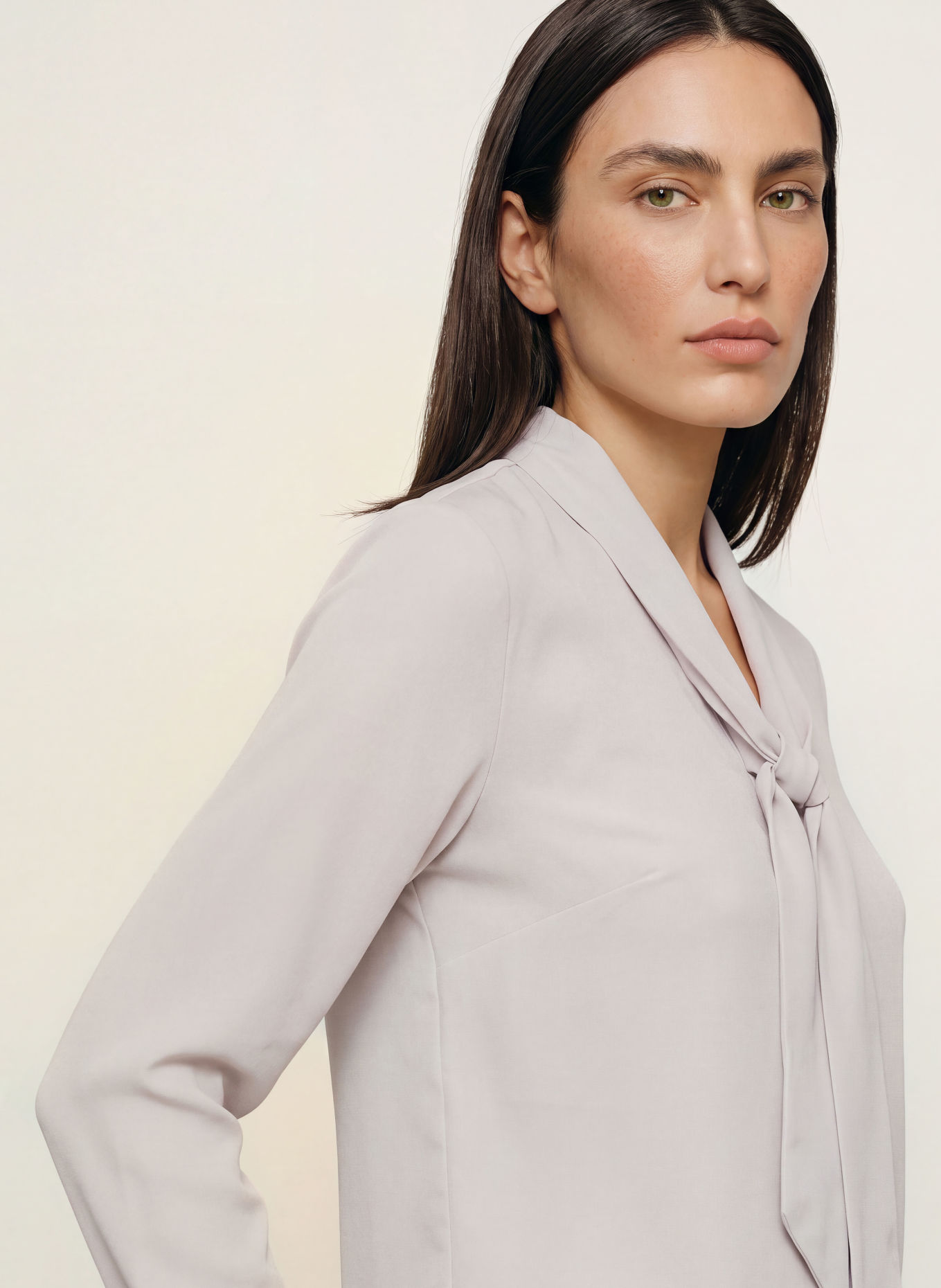 Calvin Klein Schluppenbluse: HELLGRAU