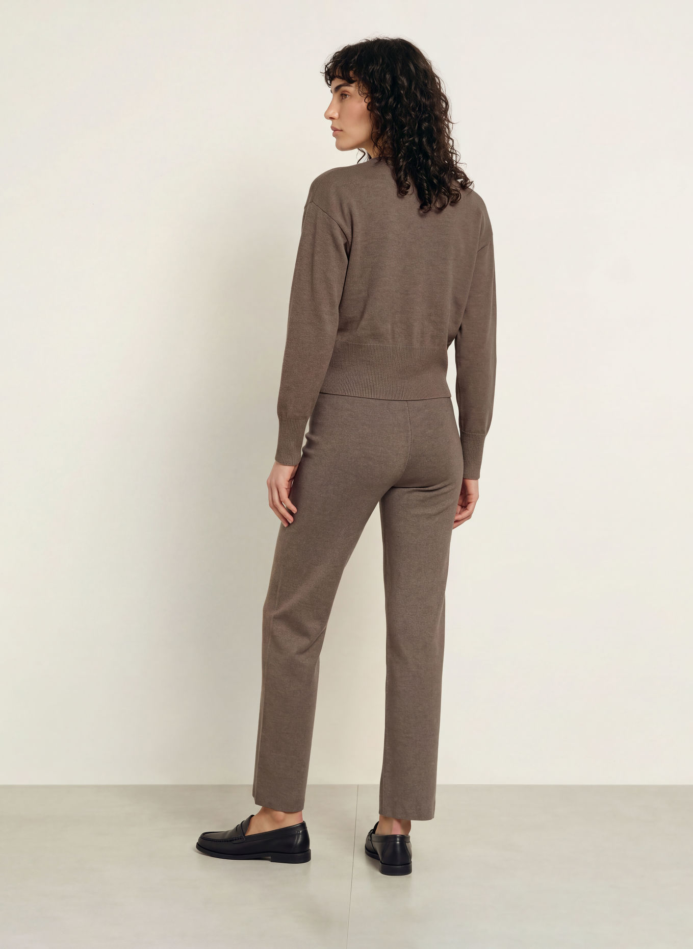 Calvin Klein Cardigan: TAUPE