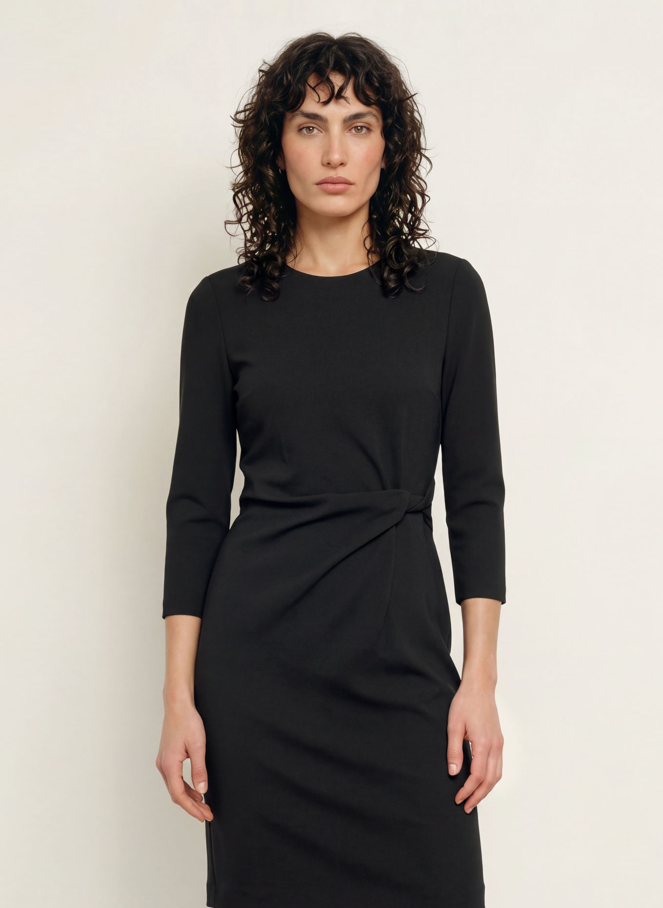 Calvin Klein Etuikleid mit 3/4-Arm: SCHWARZ
