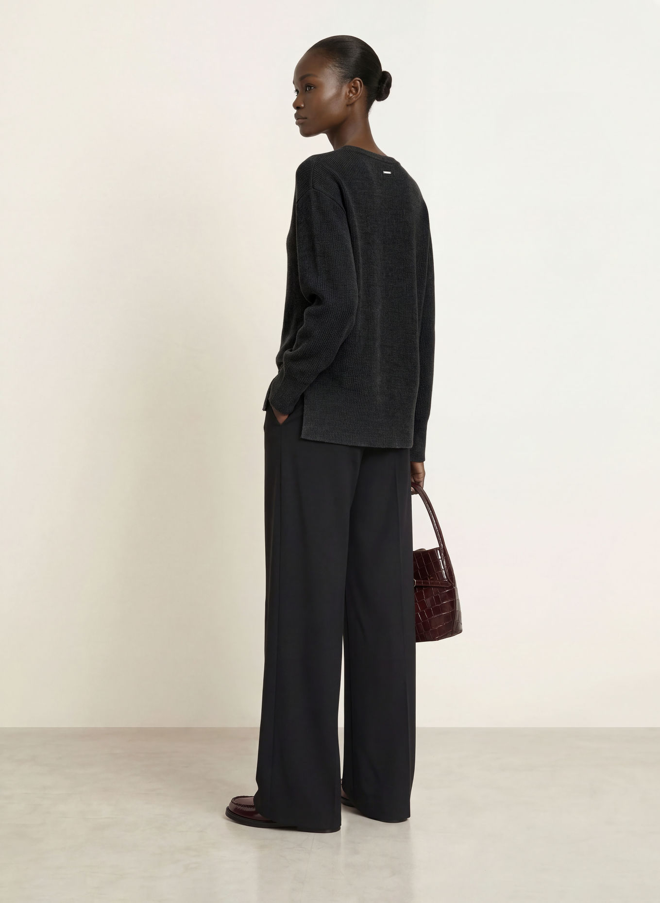 Calvin Klein Sweater: DARK GRAY